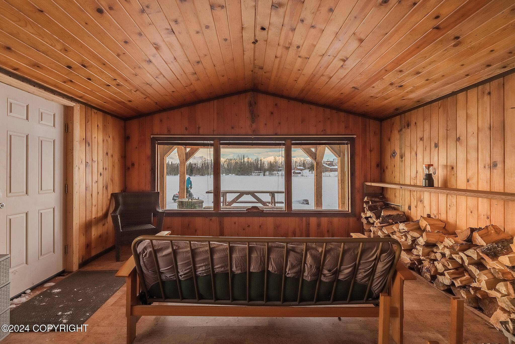 Remote, AK 99683,29161 N Parks HWY
