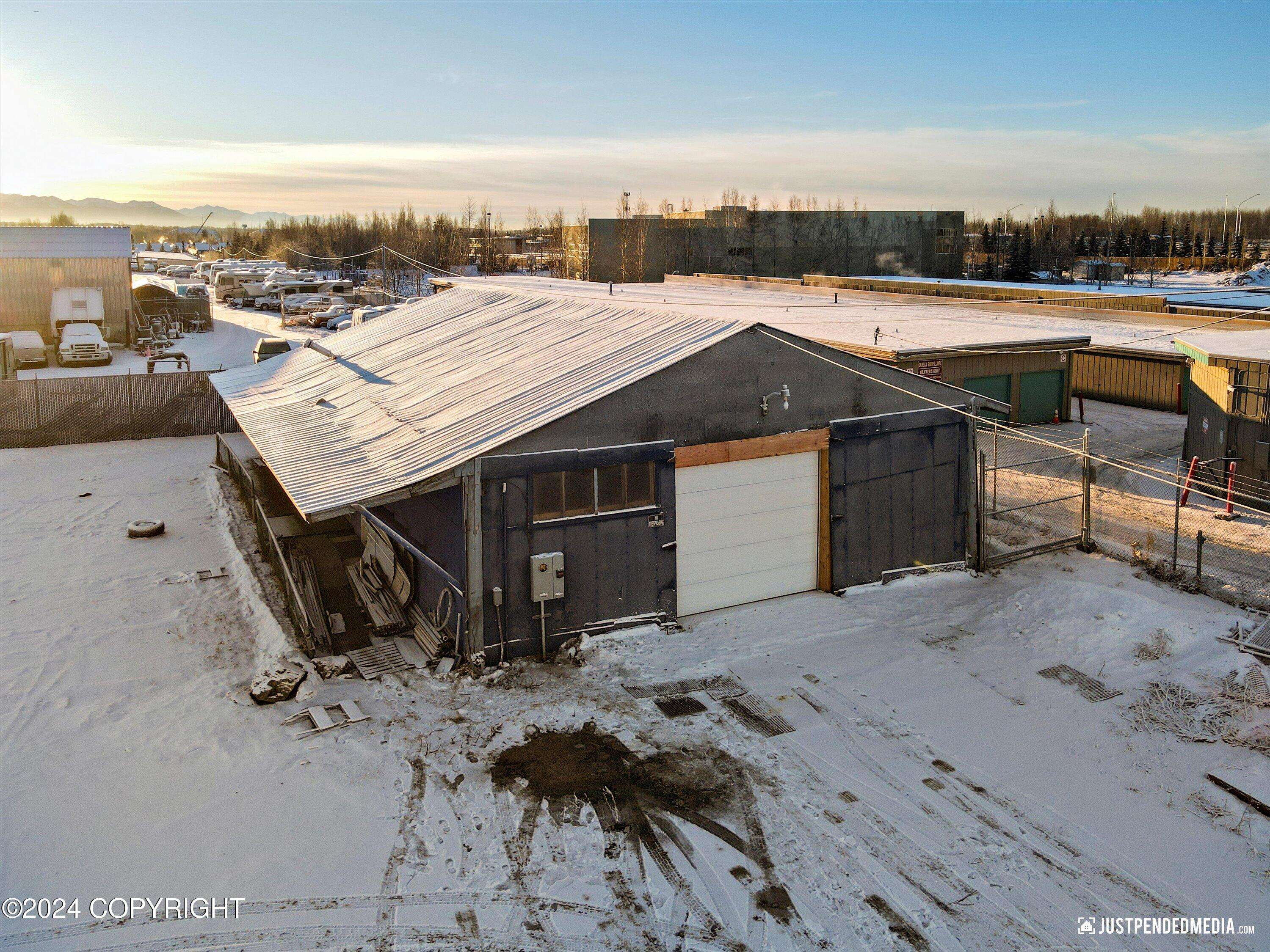 Anchorage, AK 99507,1642 E Dowling RD