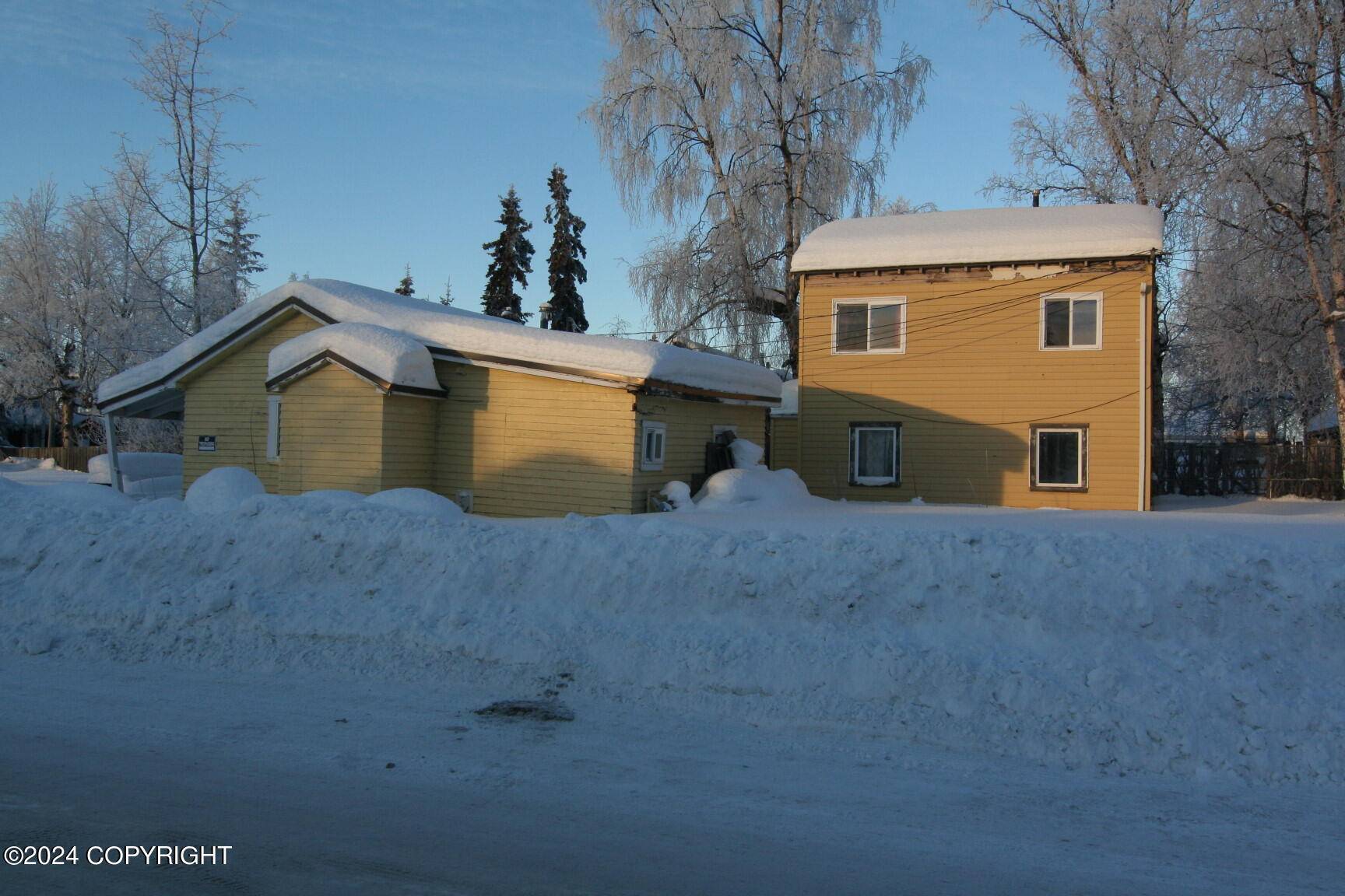 Anchorage, AK 99501,1345 Ingra ST