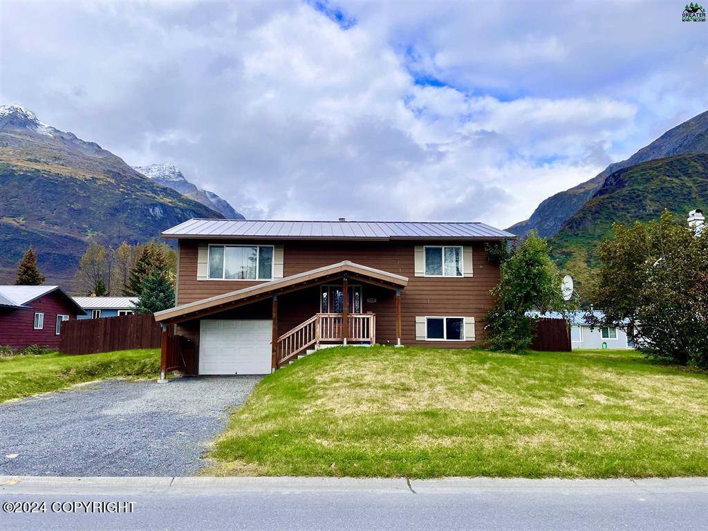 Valdez, AK 99686,529 W Klutina ST