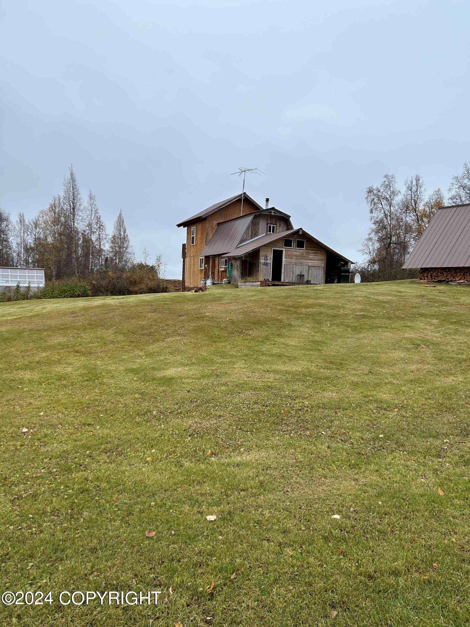 Skwentna, AK 99667,L33 No Road