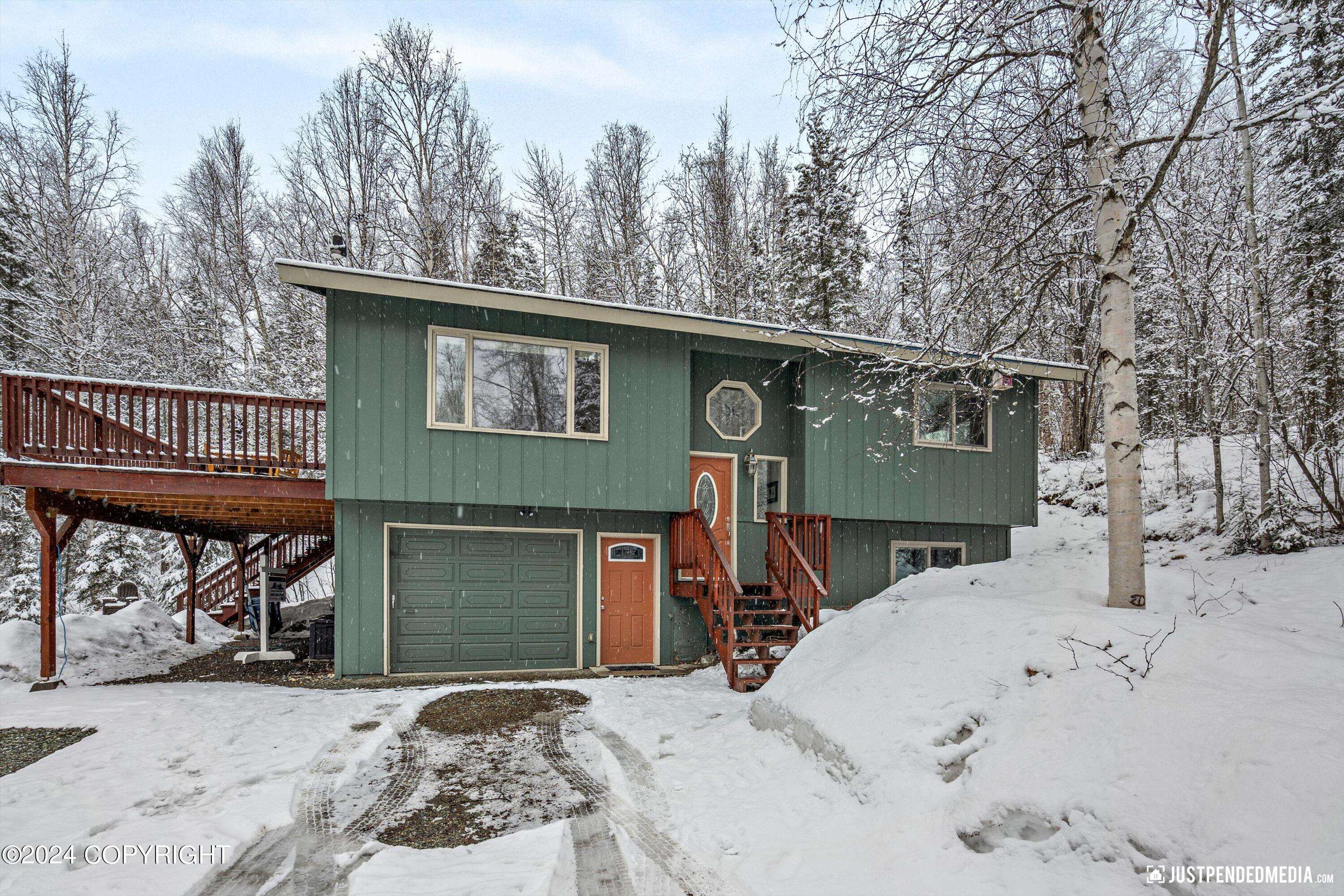 Eagle River, AK 99577,17937 Pioneer DR