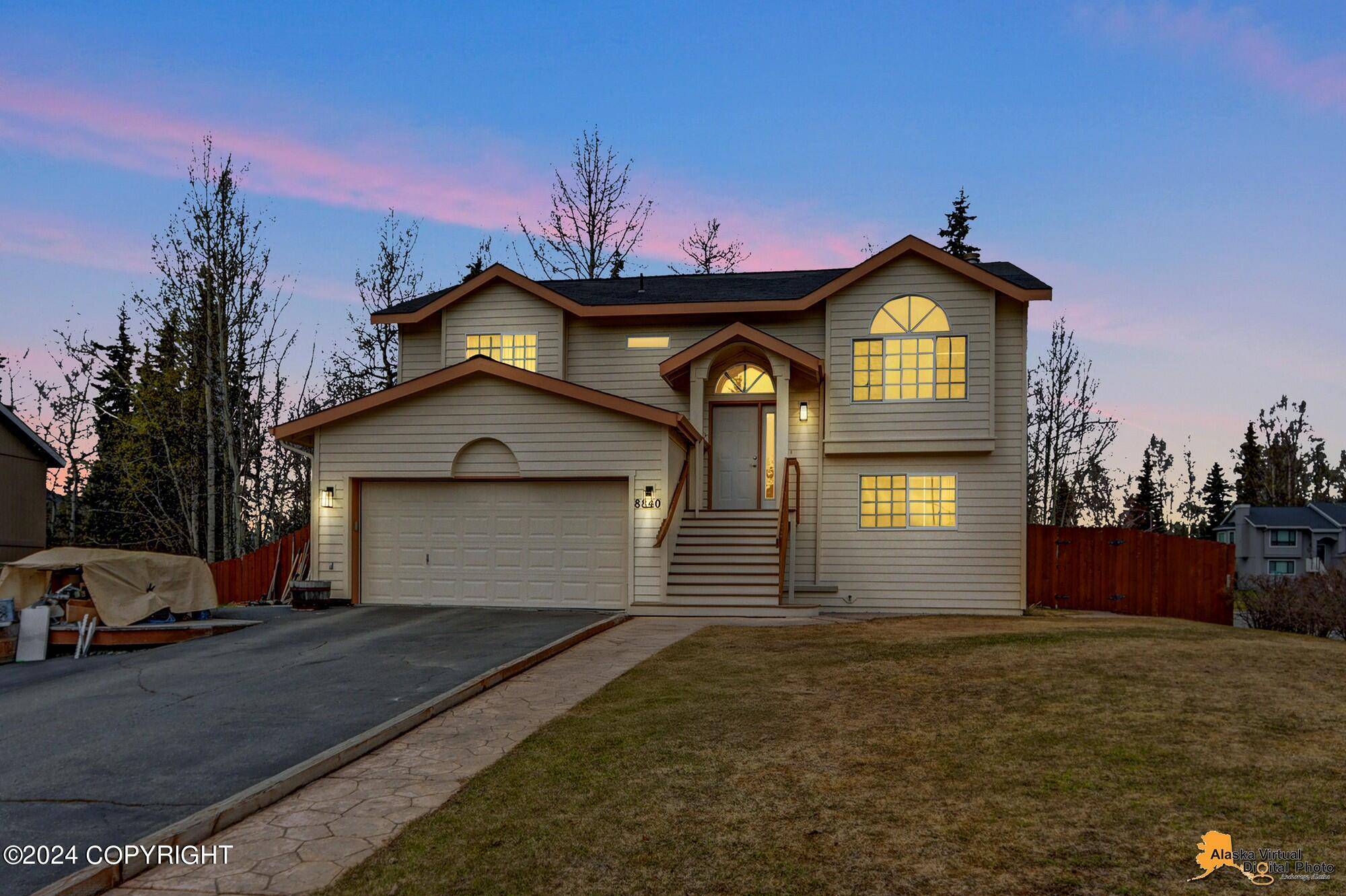 Eagle River, AK 99577,8840 Danny CIR