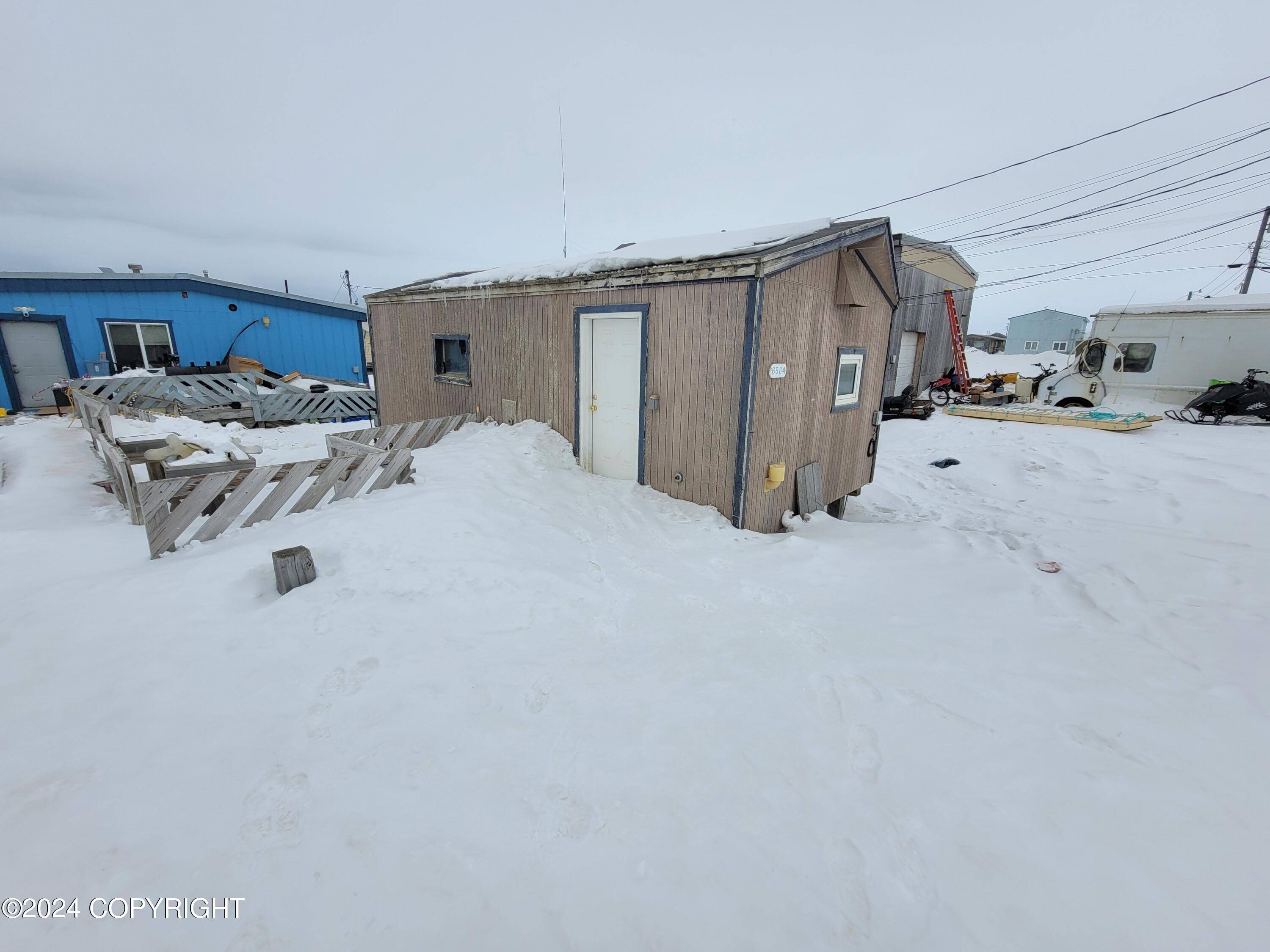 Barrow, AK 99723,6584 Transit ST