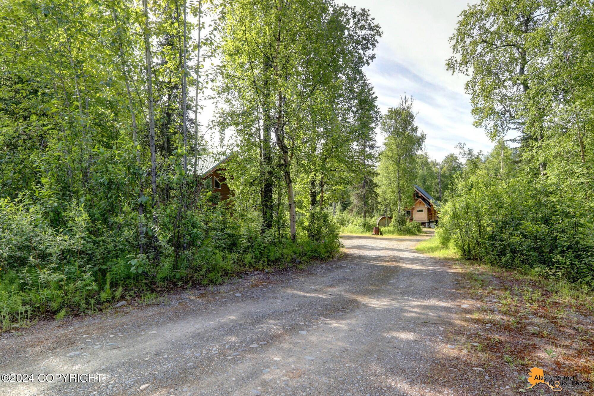 Talkeetna, AK 99676,14734 E Woodpecker AVE