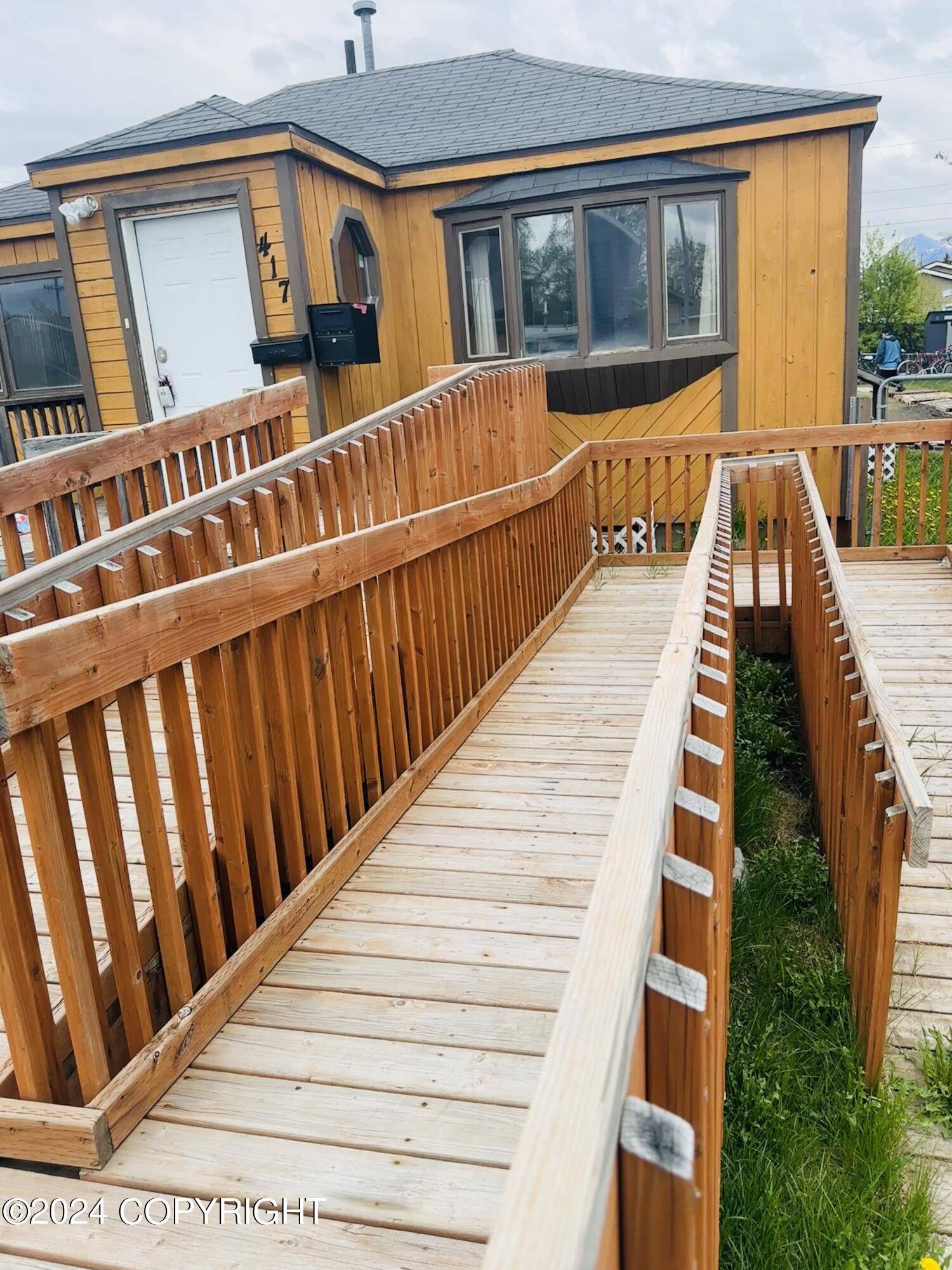 Anchorage, AK 99508,417 Mumford ST