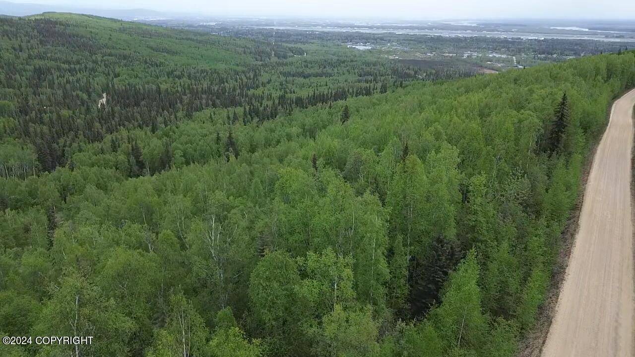 Fairbanks, AK 99709,000 Yeoman DR