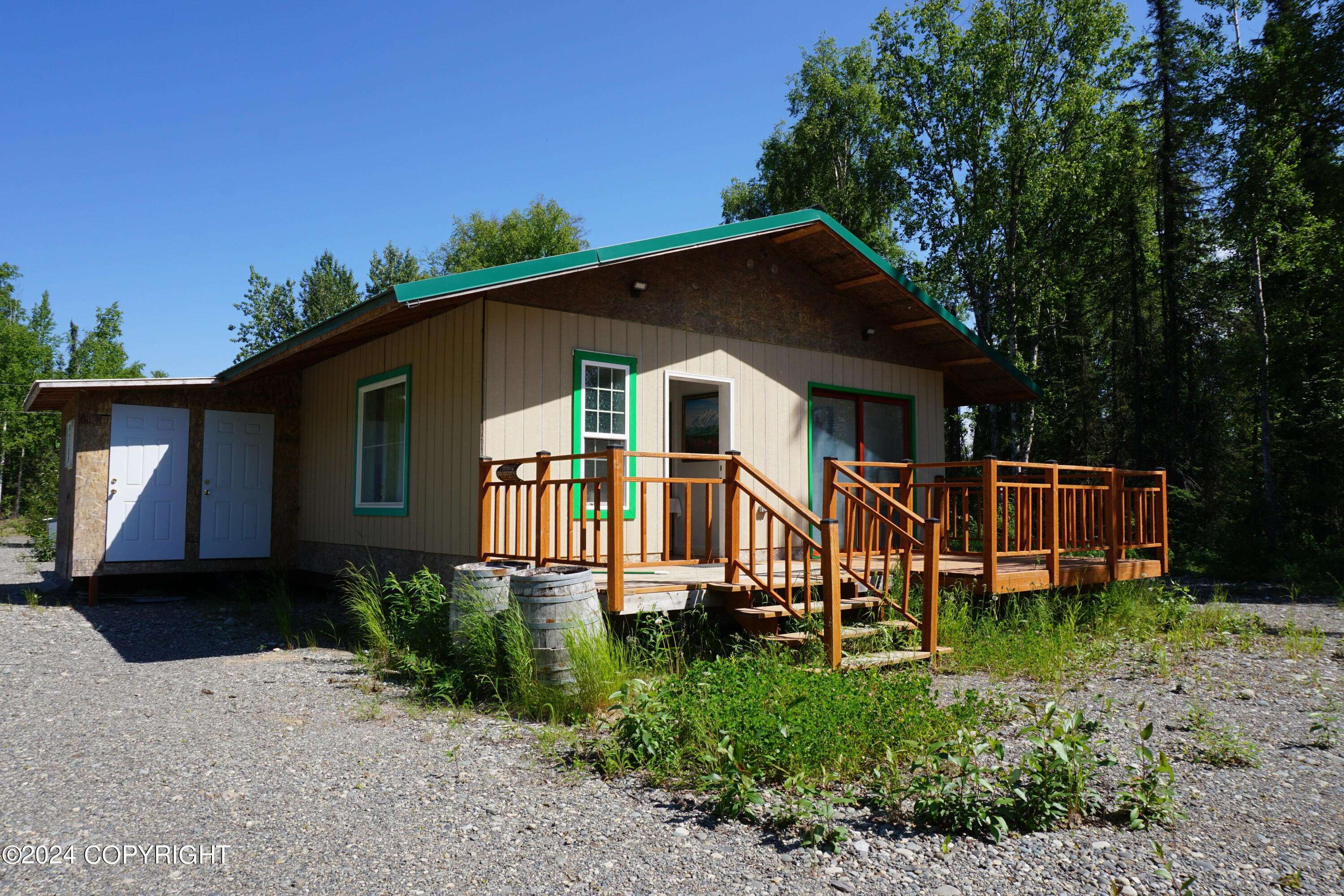 Talkeetna, AK 99676,37815 S Sunshine LN