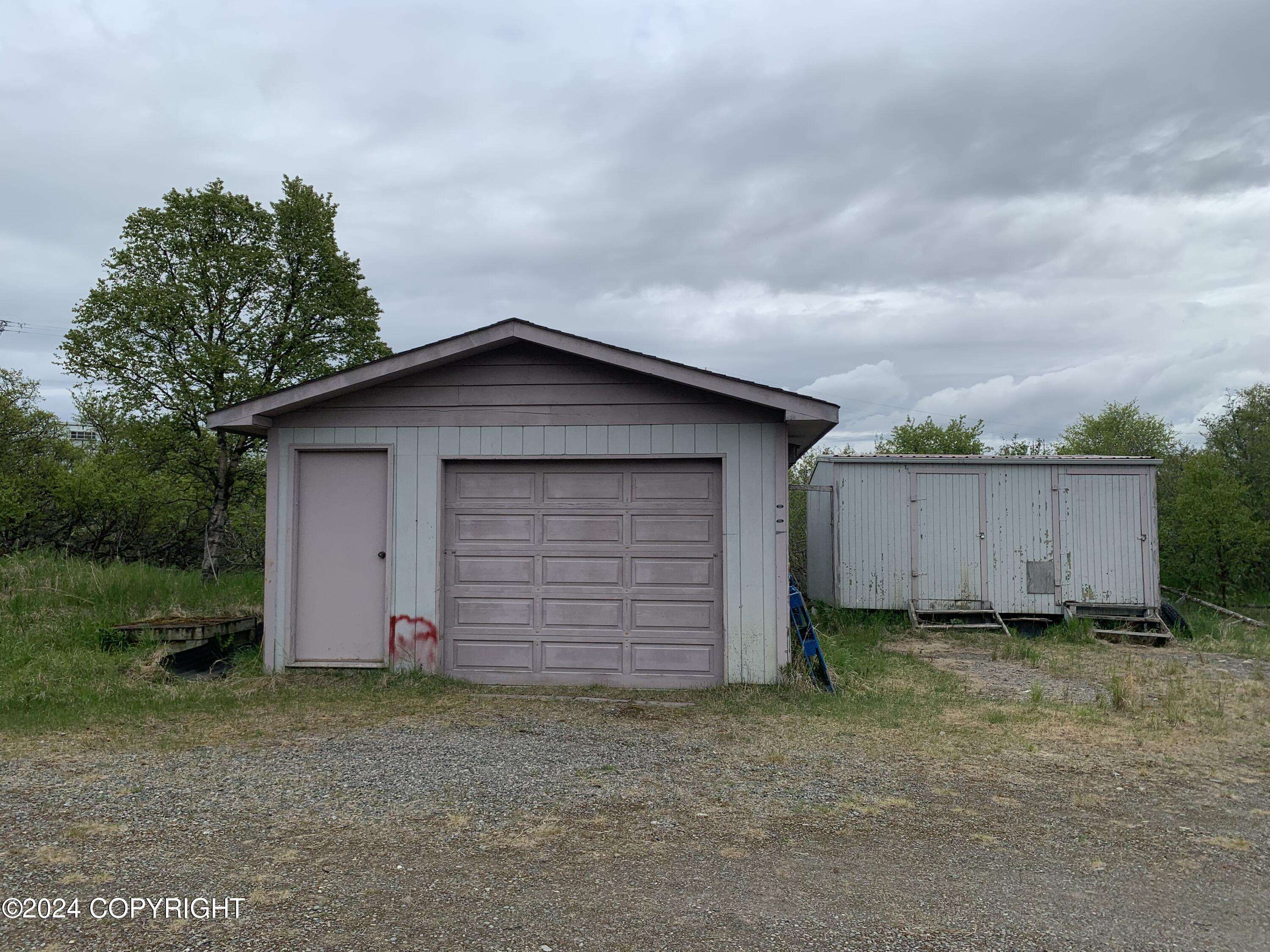 Naknek, AK 99633,92 Woodbine DR