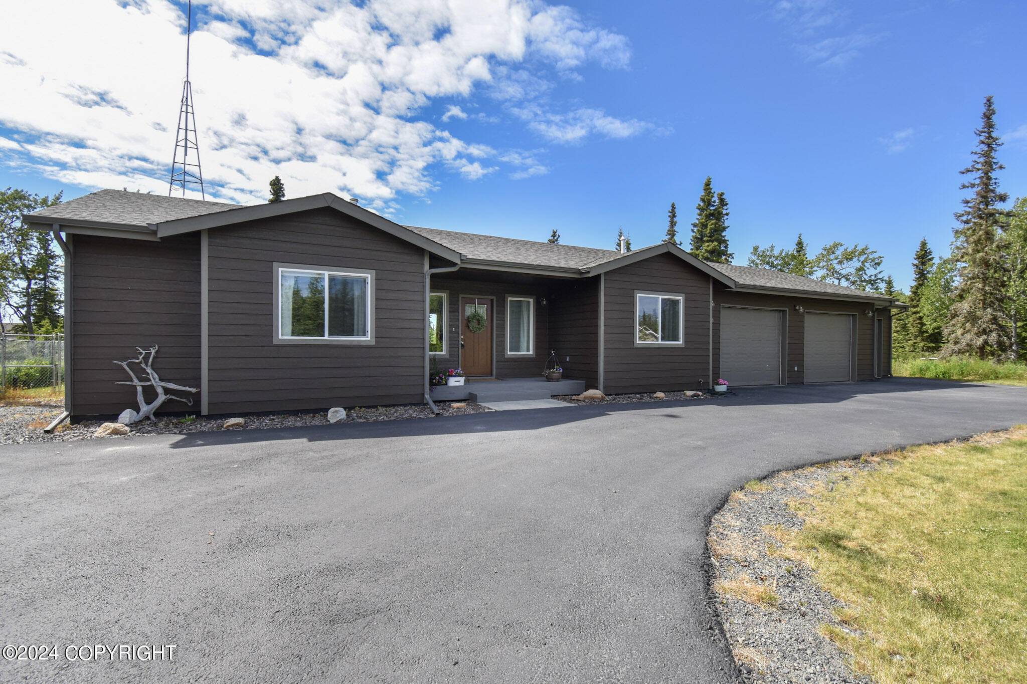 Kenai, AK 99611,37613 Captains Court