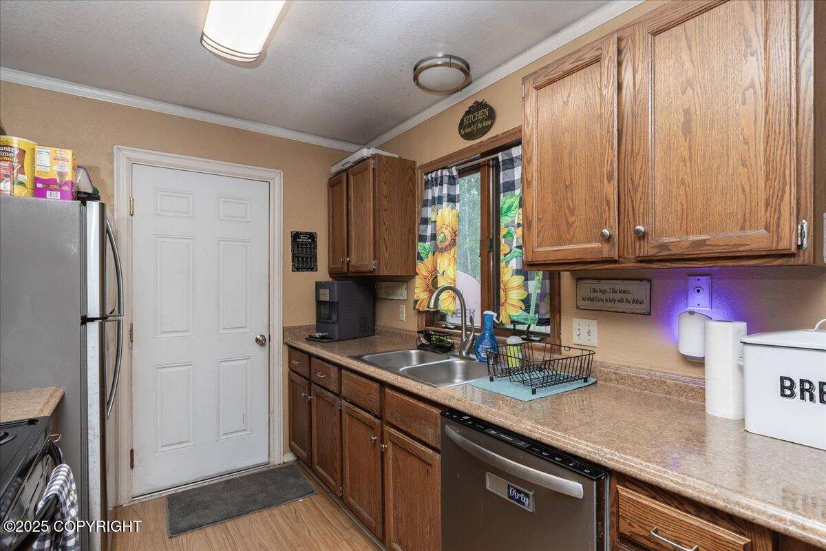 North Pole, AK 99705,1370 Toolik DR