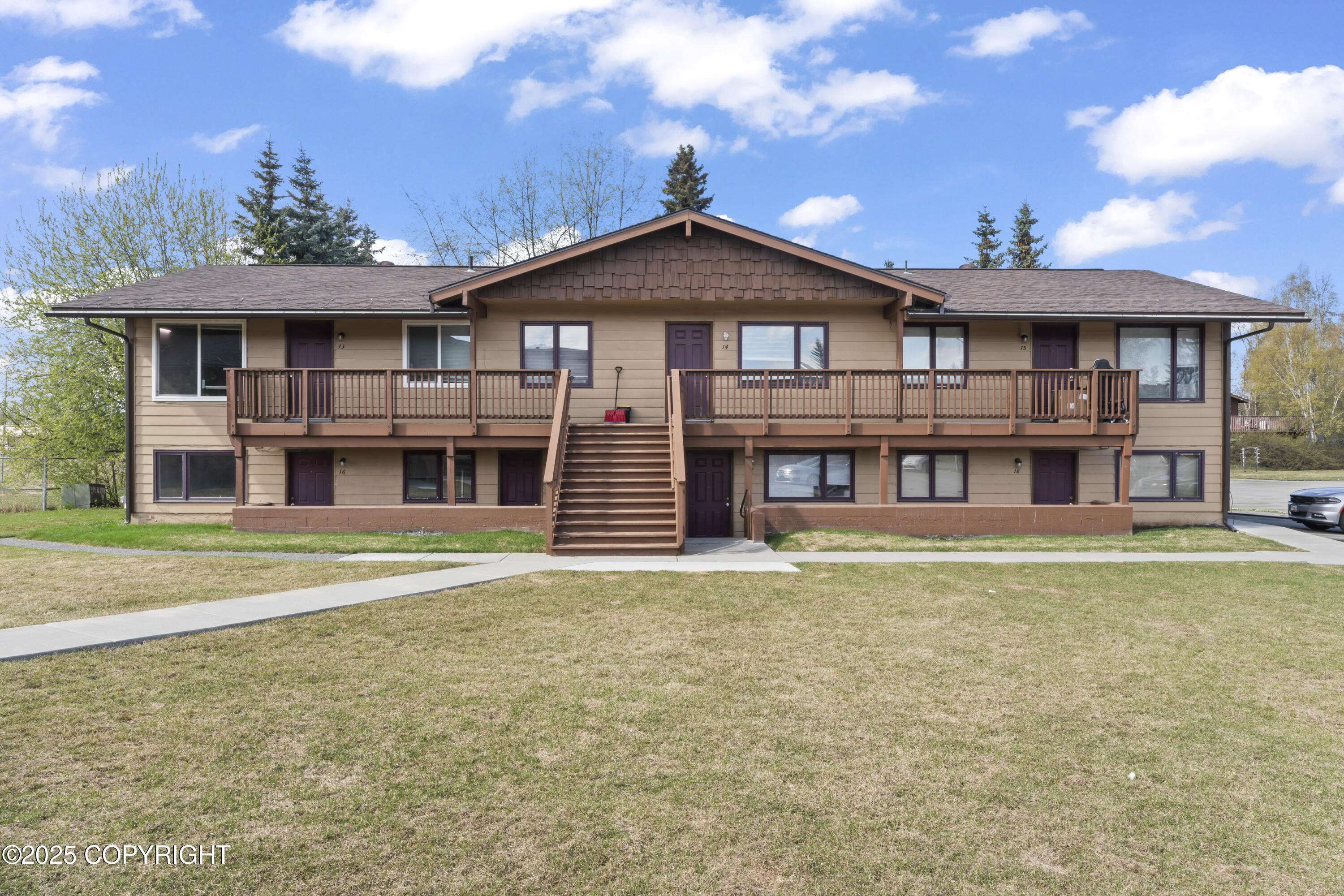 Anchorage, AK 99508,5310 Lionheart DR #13
