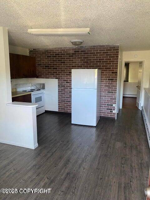 Anchorage, AK 99503,1425 W 40th AVE #4