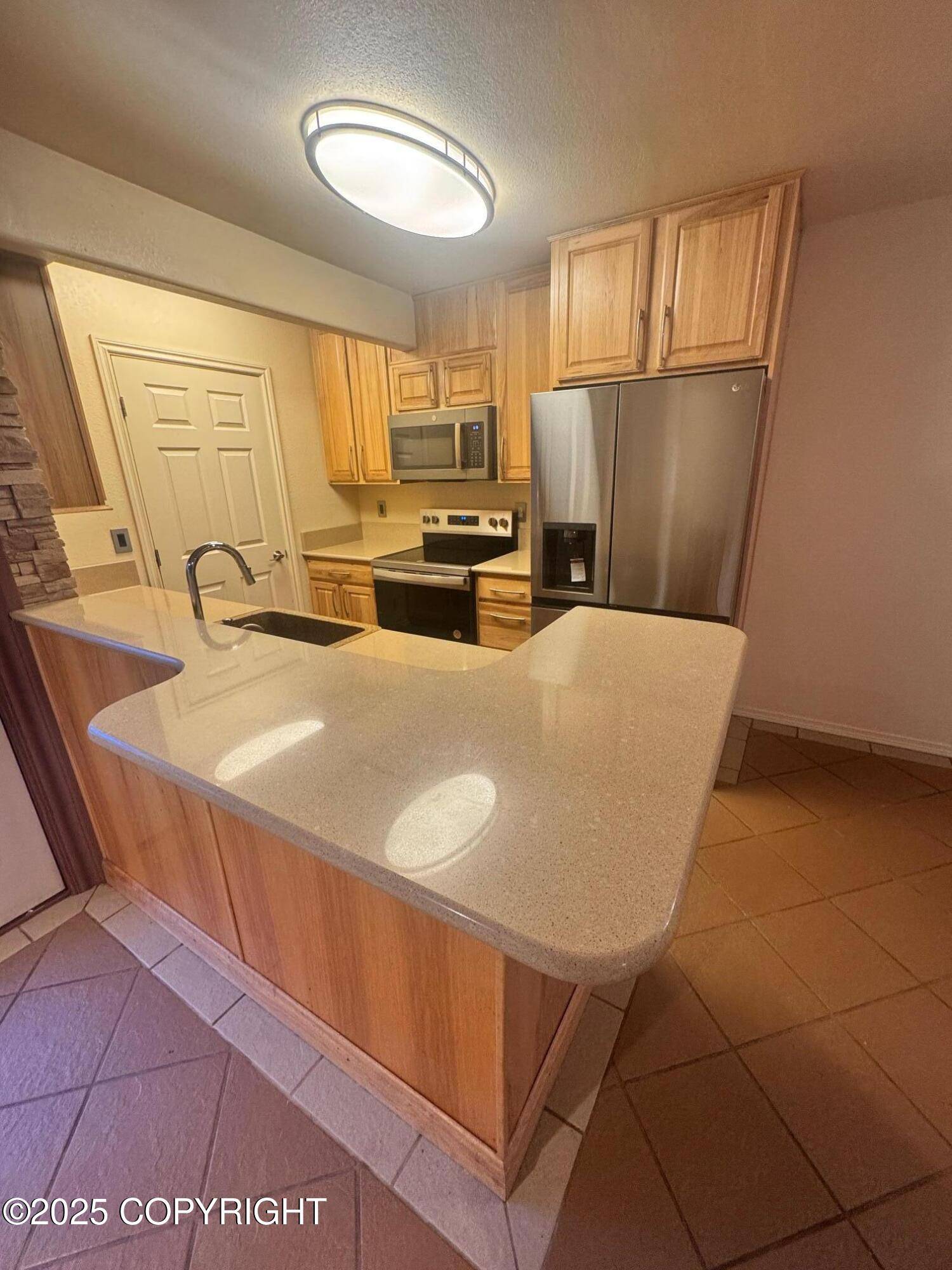 Anchorage, AK 99515,248 Deerfield DR