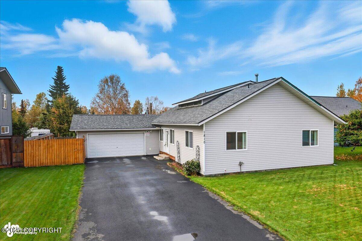 Anchorage, AK 99504,1810 Greendale DR