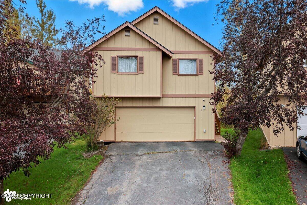 Anchorage, AK 99504,8631 Brookway CIR