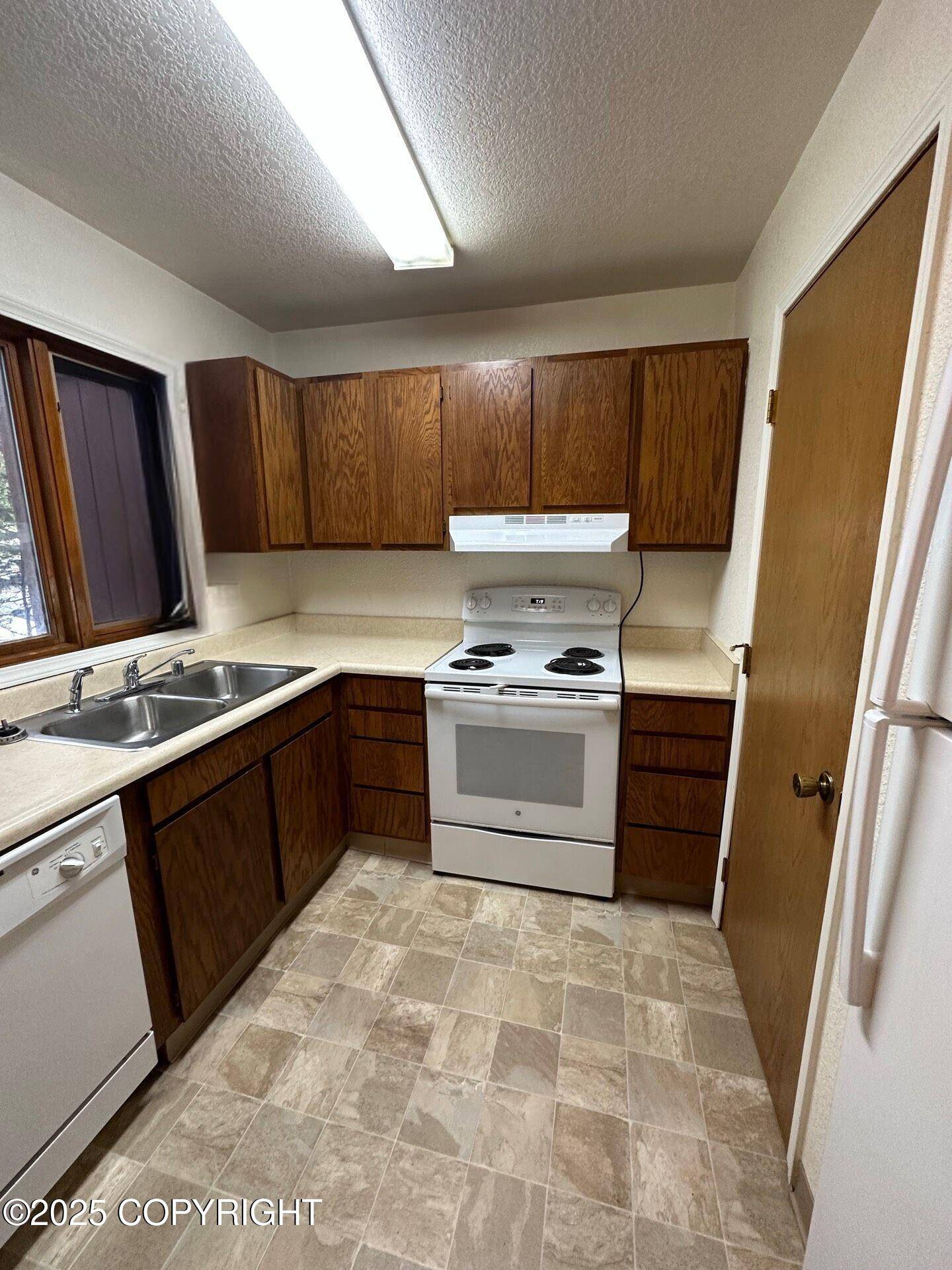 Wasilla, AK 99654,340 E Palmer-Wasilla HWY #B1