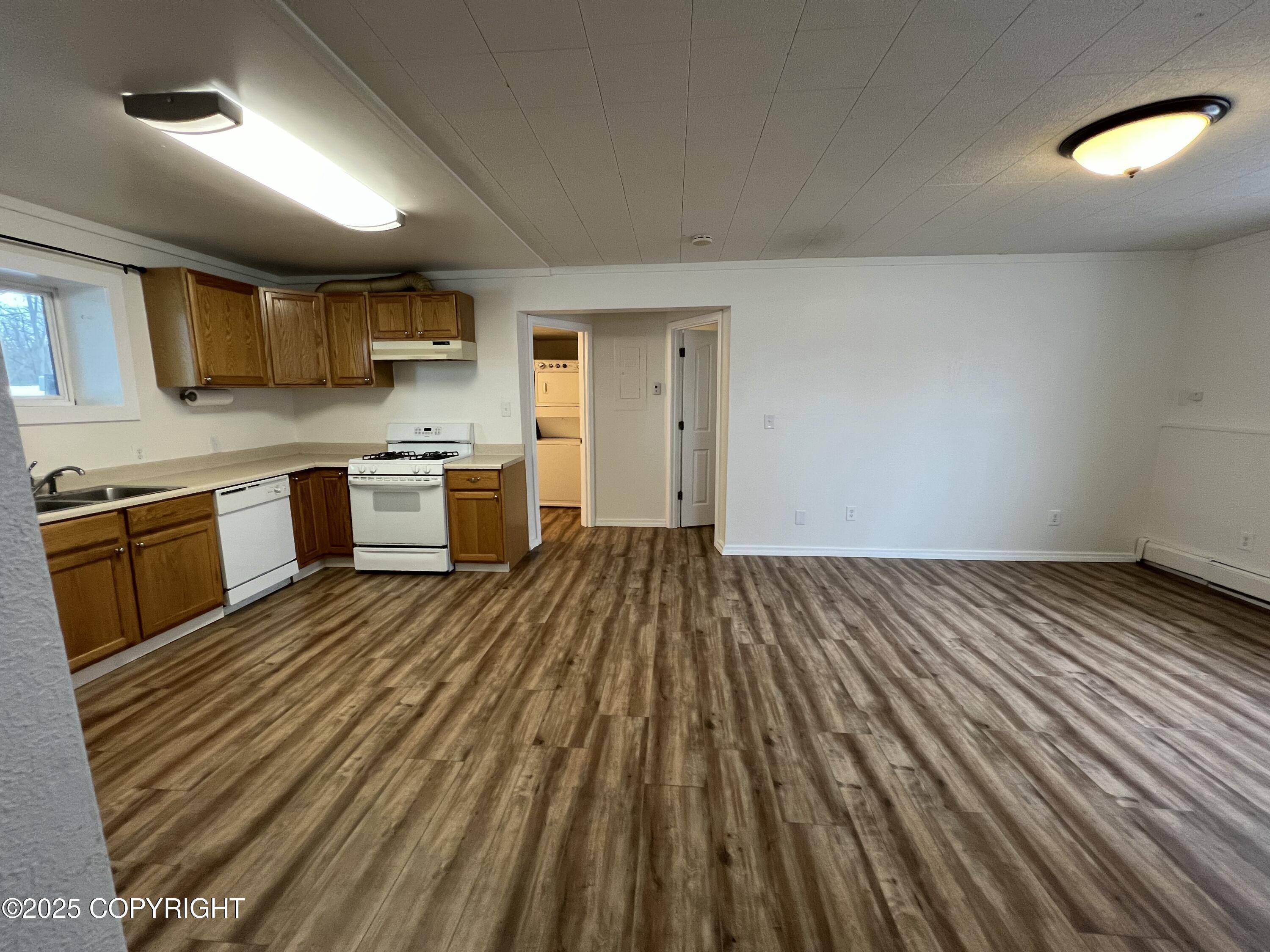 Eagle River, AK 99577,17137 Easy ST #A