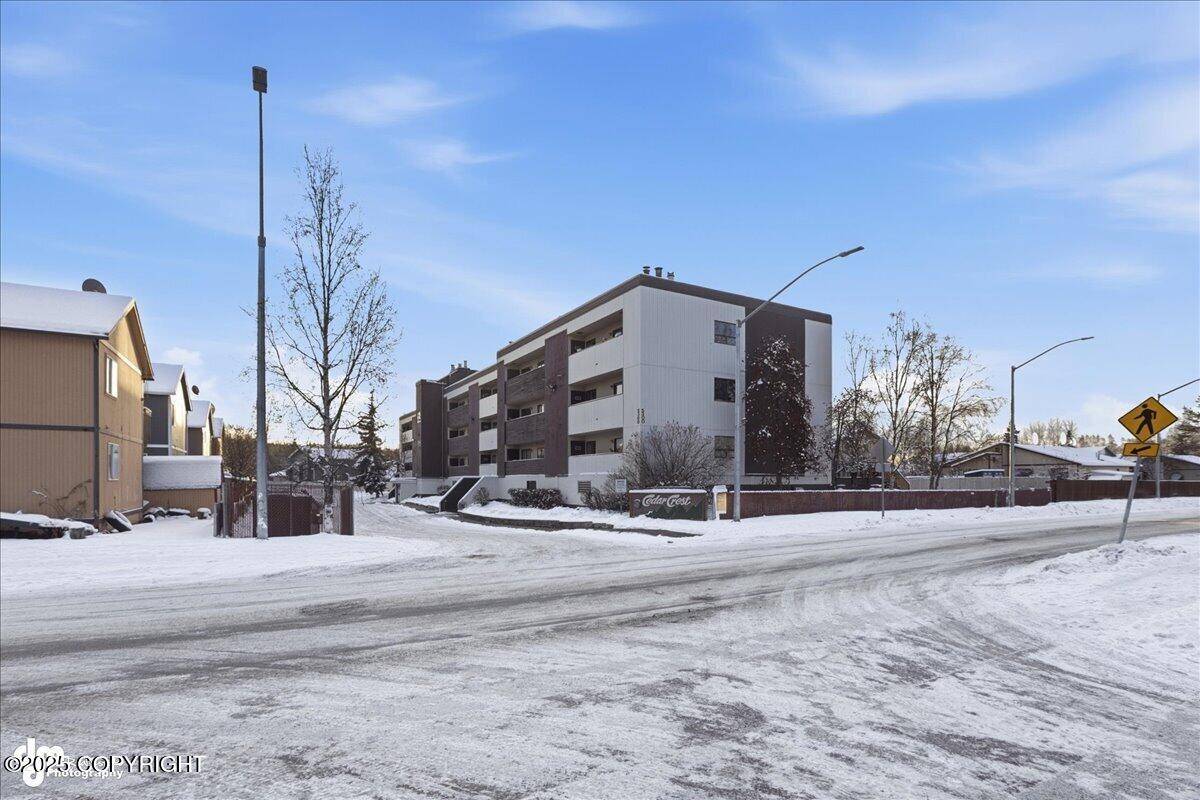 Anchorage, AK 99508,5300 E 4th AVE #301