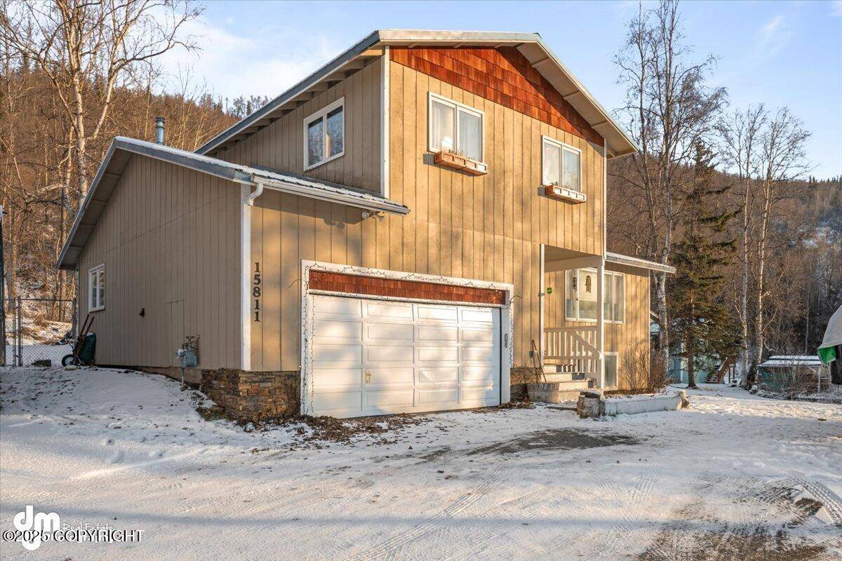 Chugiak, AK 99567,15811 Division ST