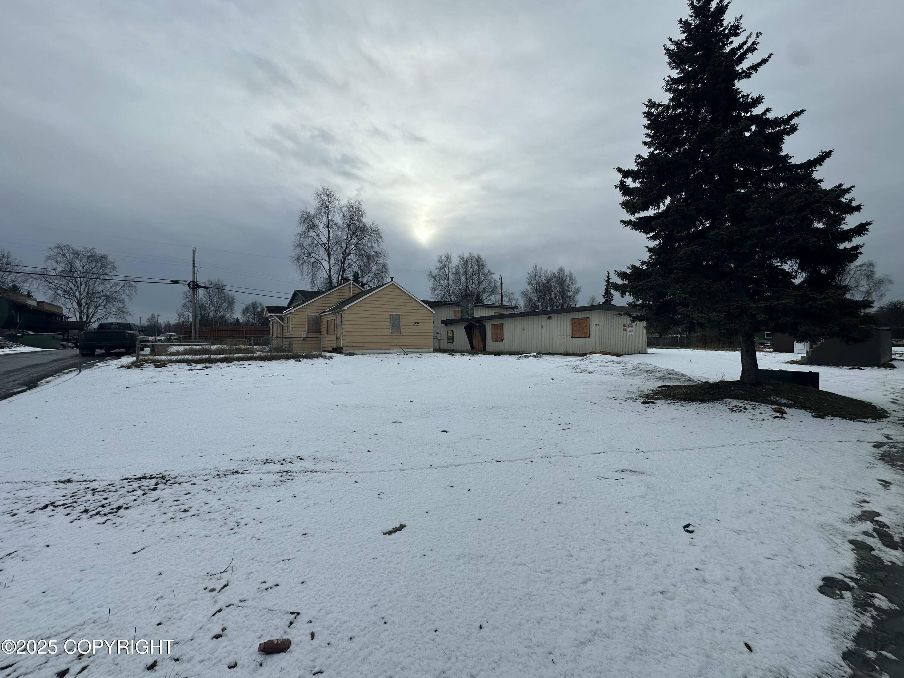 Anchorage, AK 99503,904 Chugach WAY