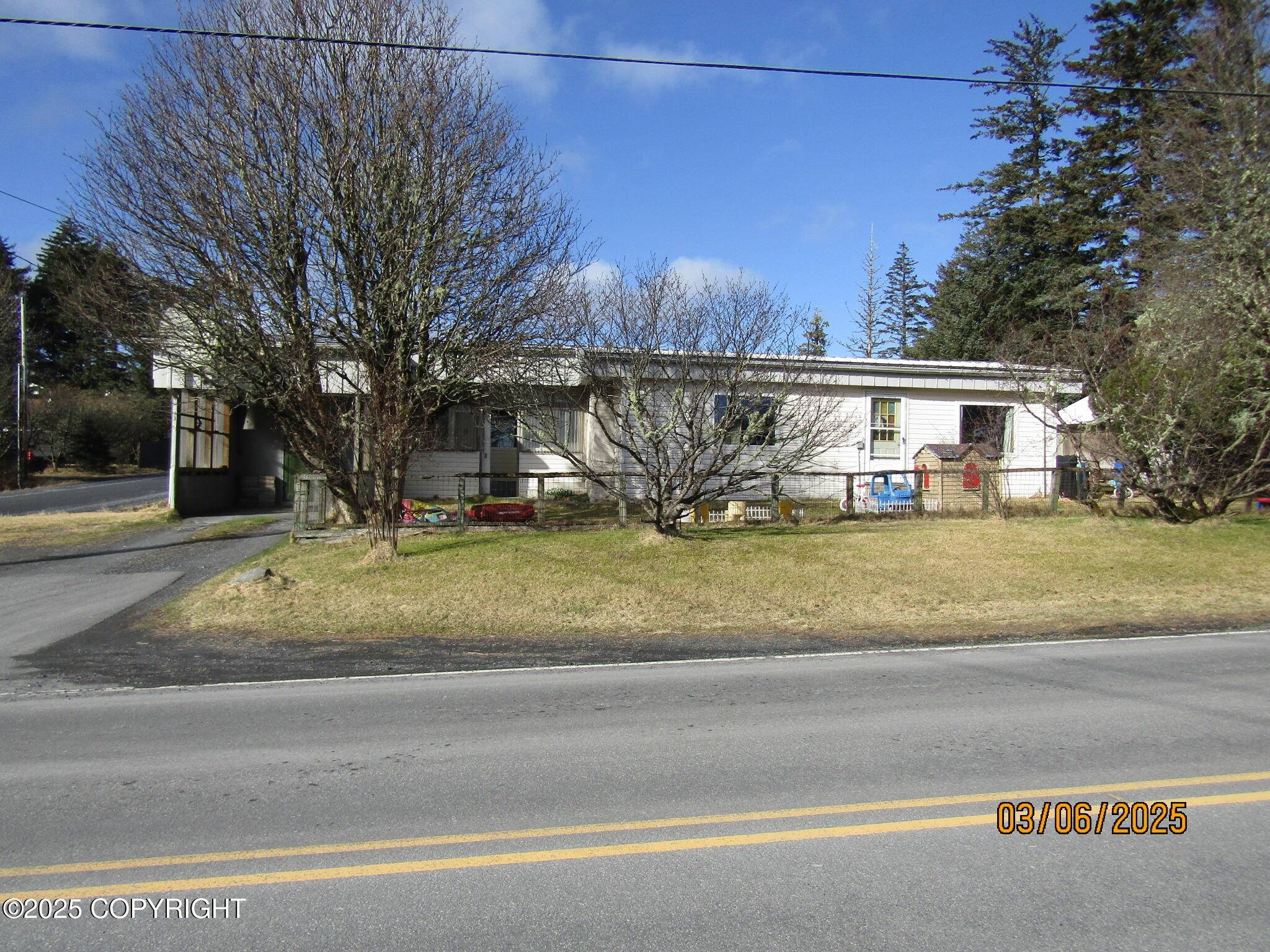 Kodiak, AK 99615,3315 Spruce Cape RD