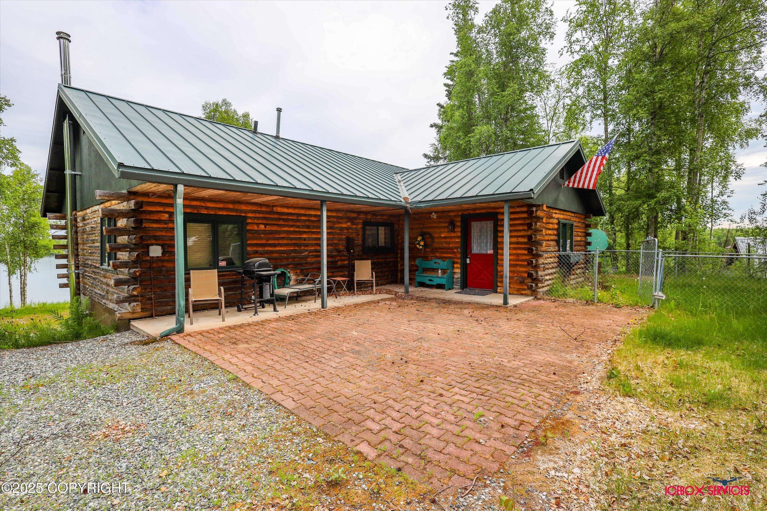 Willow, AK 99688,12385 N Michigan ST