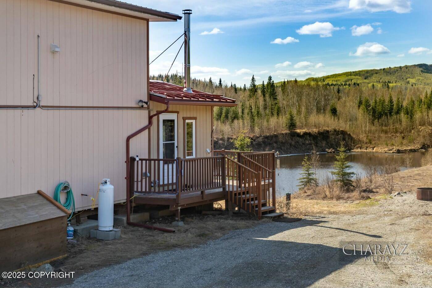 Fairbanks, AK 99709,3285 Parks HWY