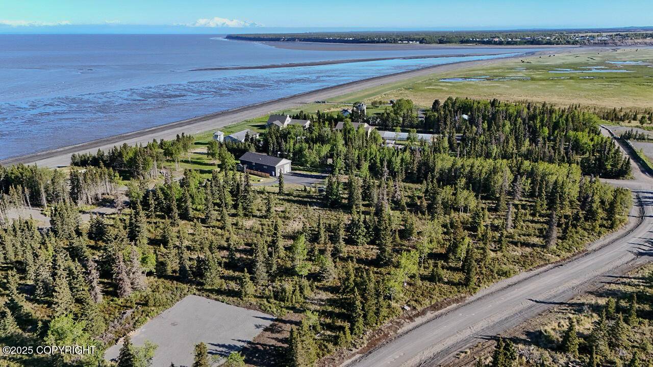 Kenai, AK 99611,L6/L3 Salty CIR