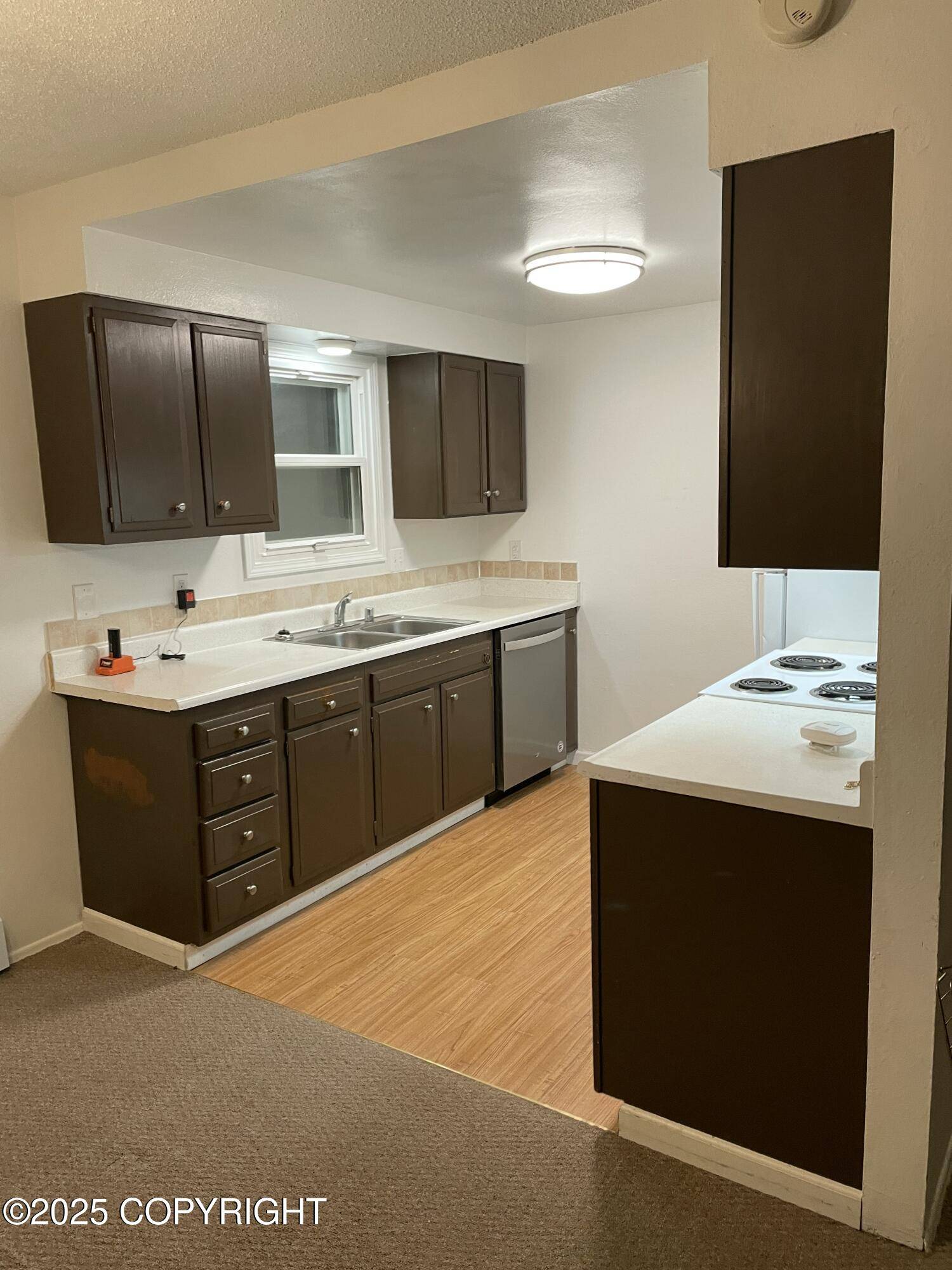 Anchorage, AK 99517,4811 Malibu RD