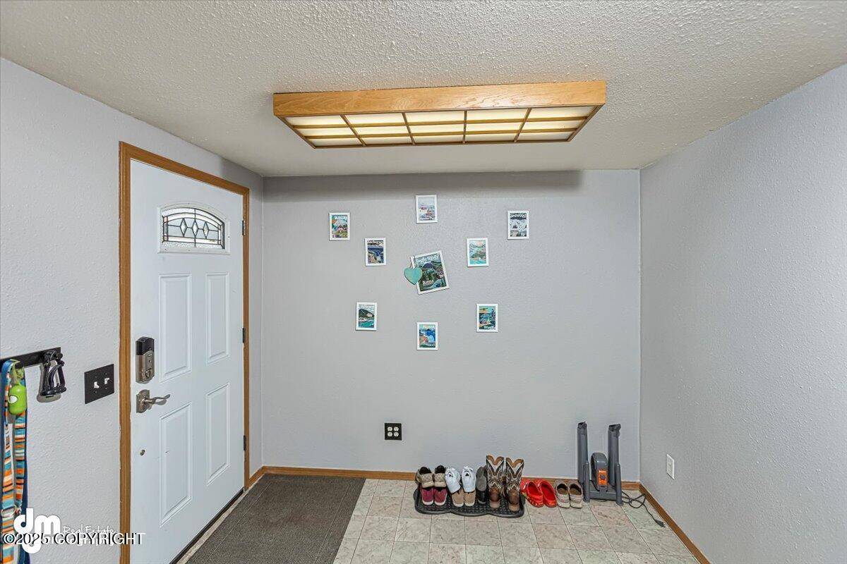 Eagle River, AK 99577,10209 Colville ST