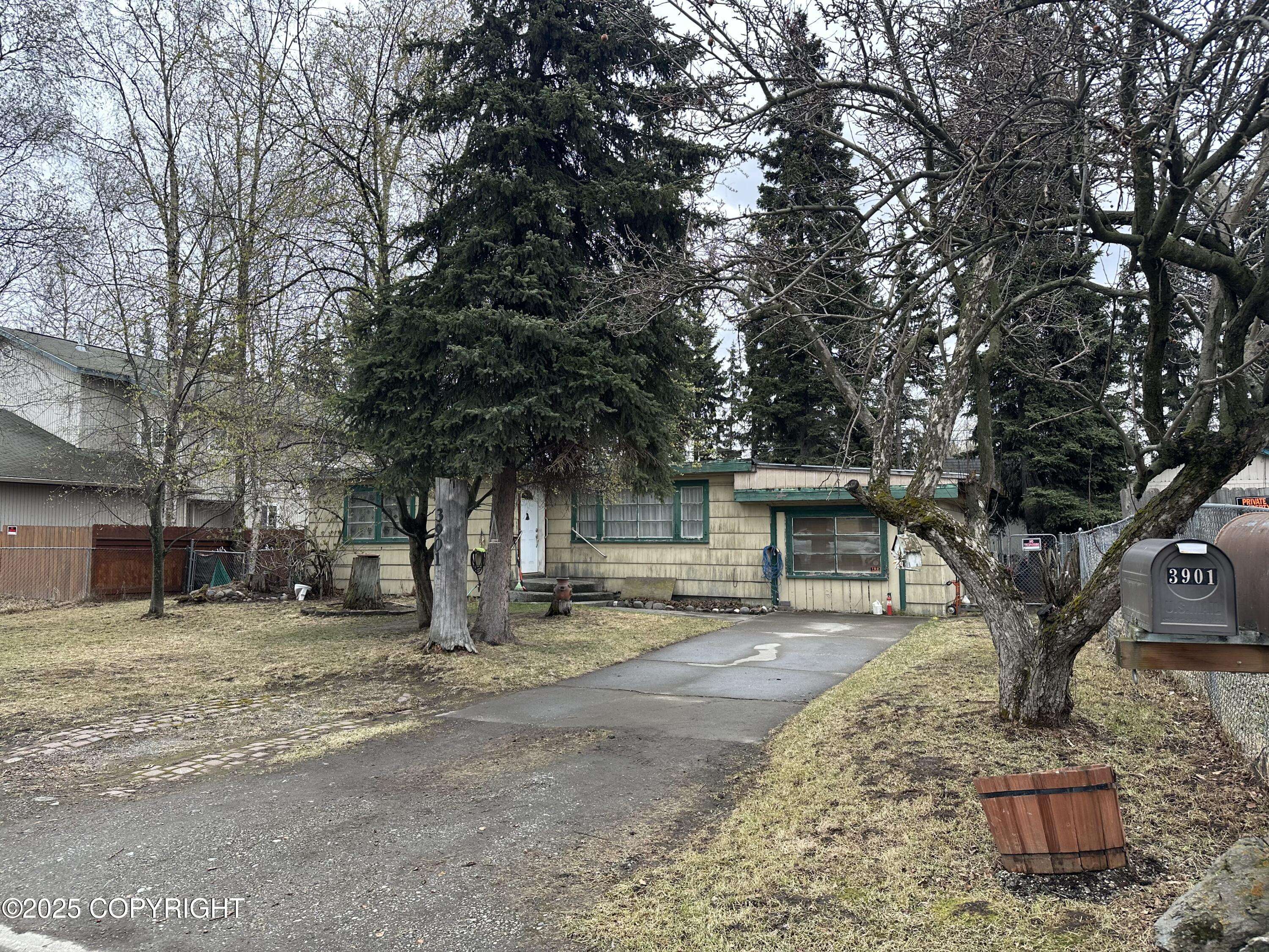 Anchorage, AK 99517,3901 Greenland DR