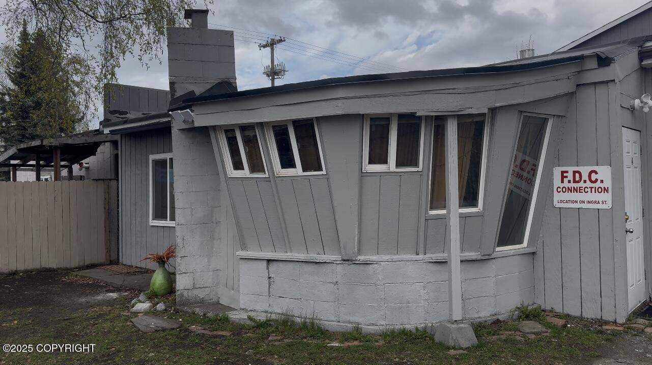 Anchorage, AK 99501,1310 Ingra ST