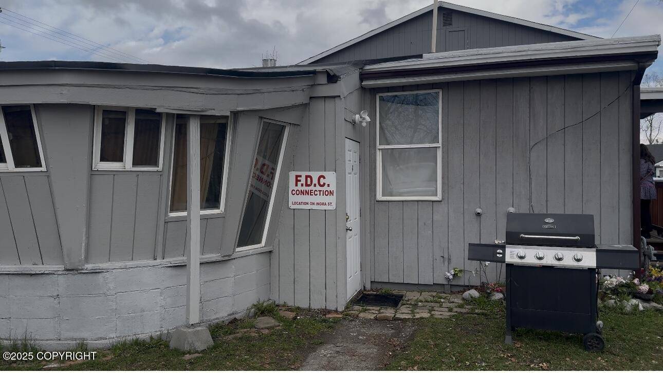 Anchorage, AK 99501,1310 Ingra ST