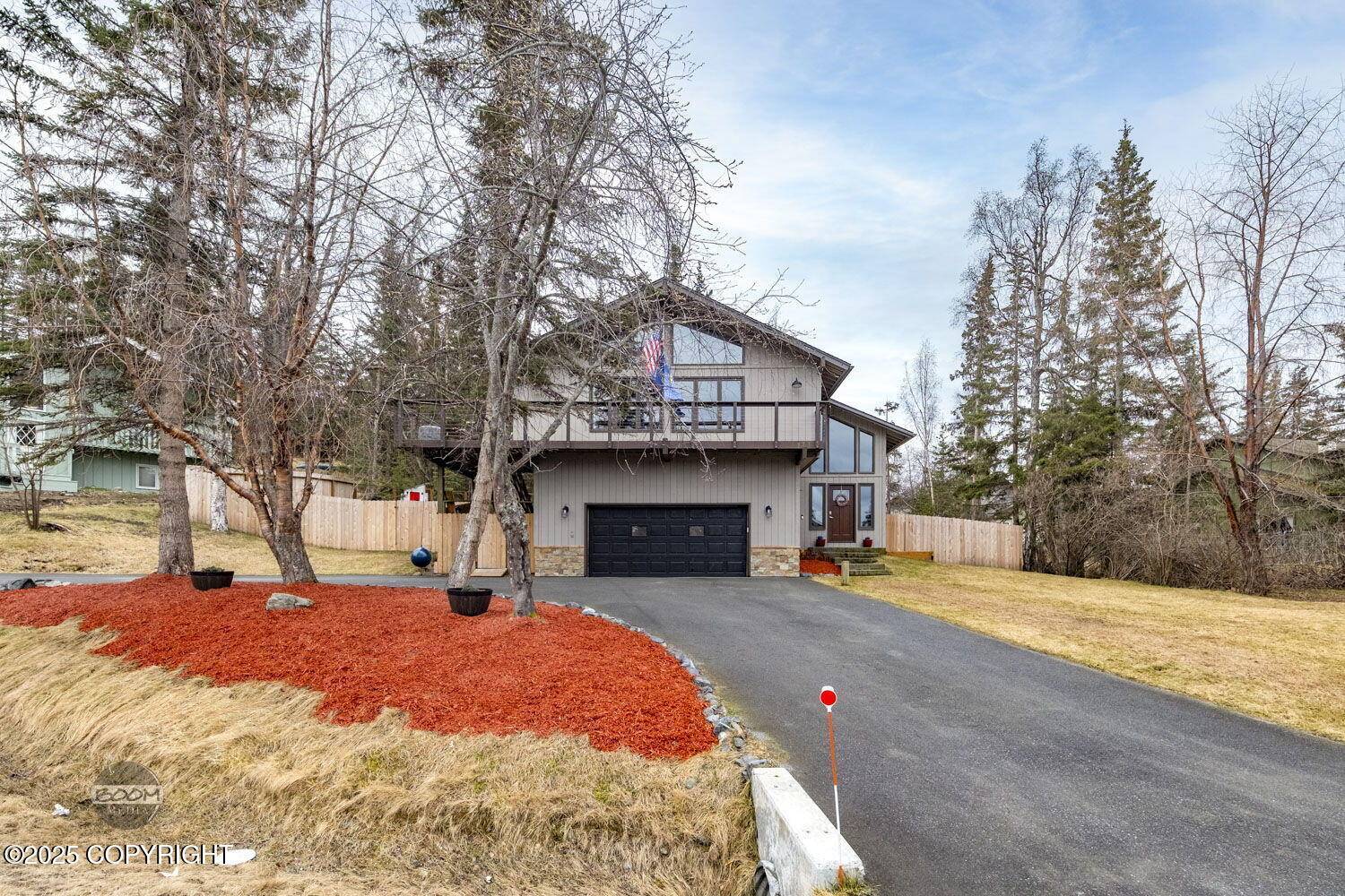 Anchorage, AK 99507,6314 Red Tree CIR