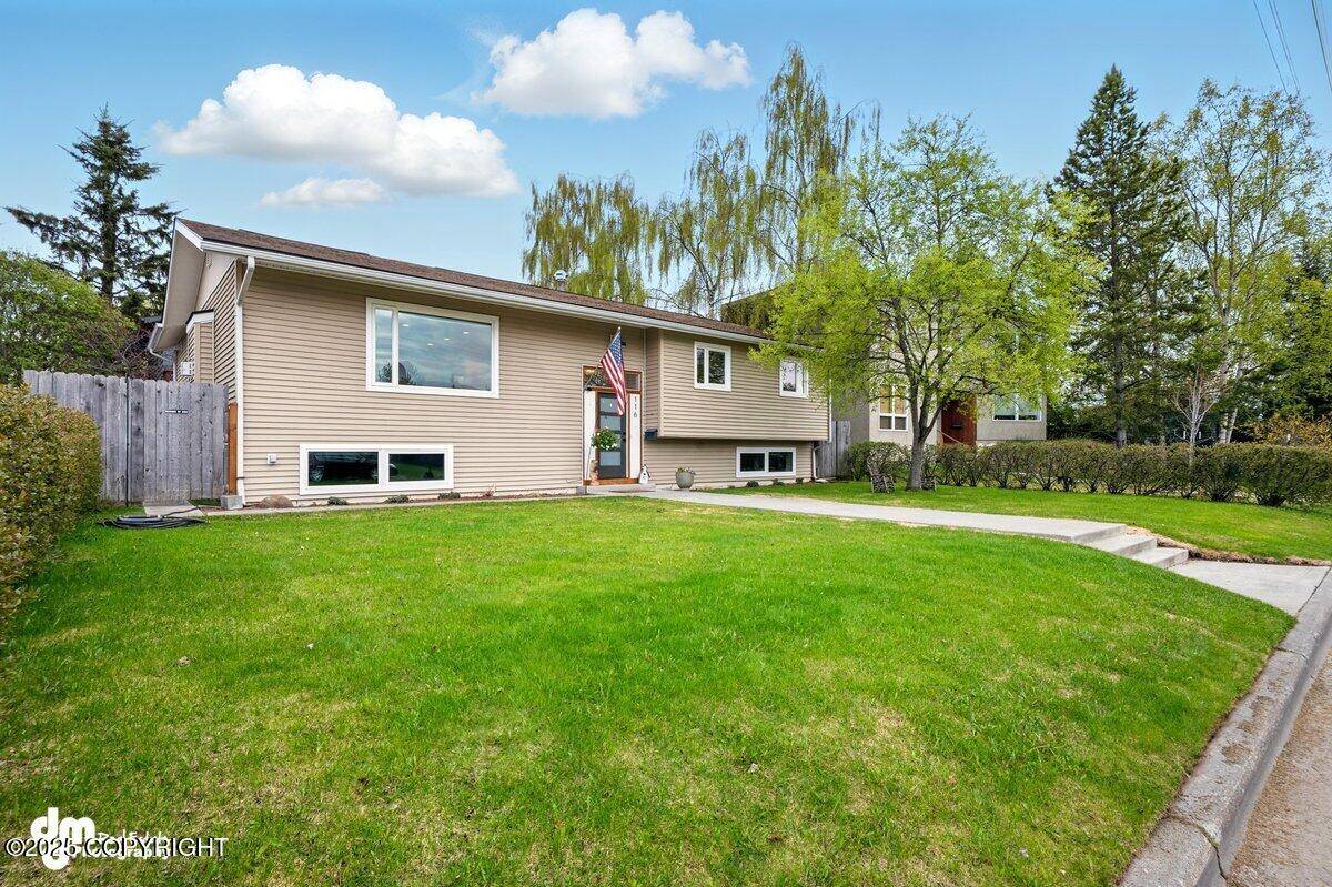 Anchorage, AK 99501,116 W Manor AVE