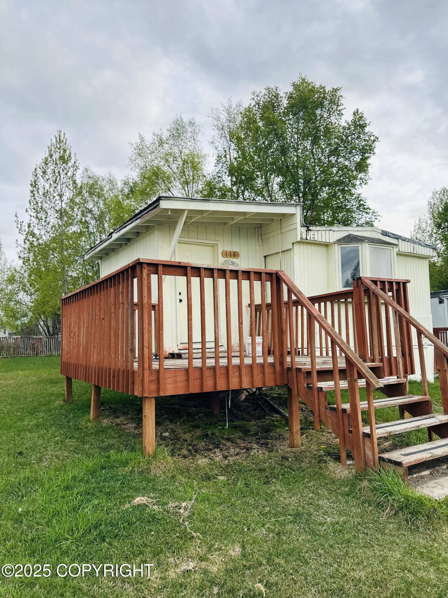 Anchorage, AK 99507,9499 Brayton DR 115