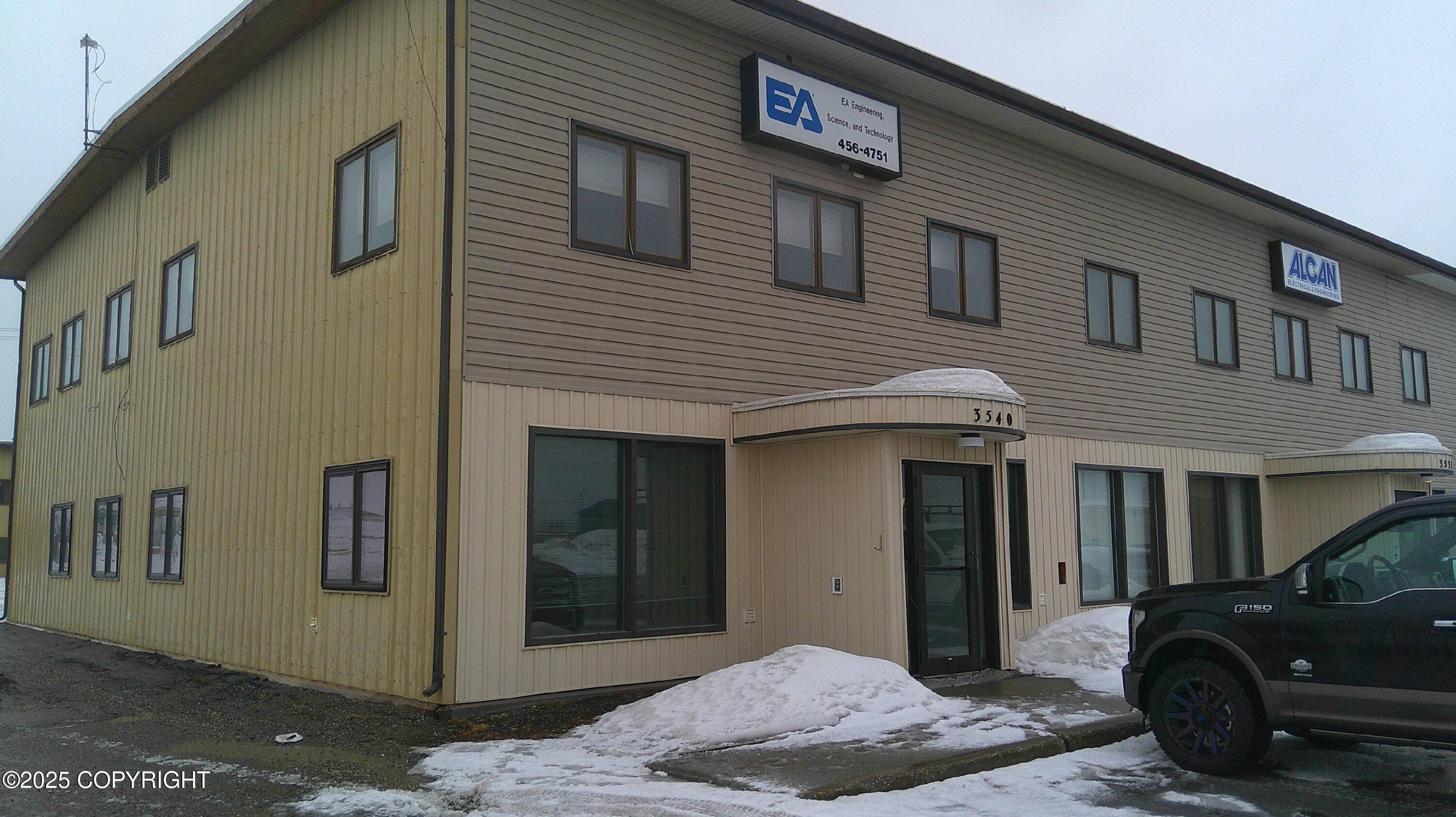 Fairbanks, AK 99701,3540 International ST