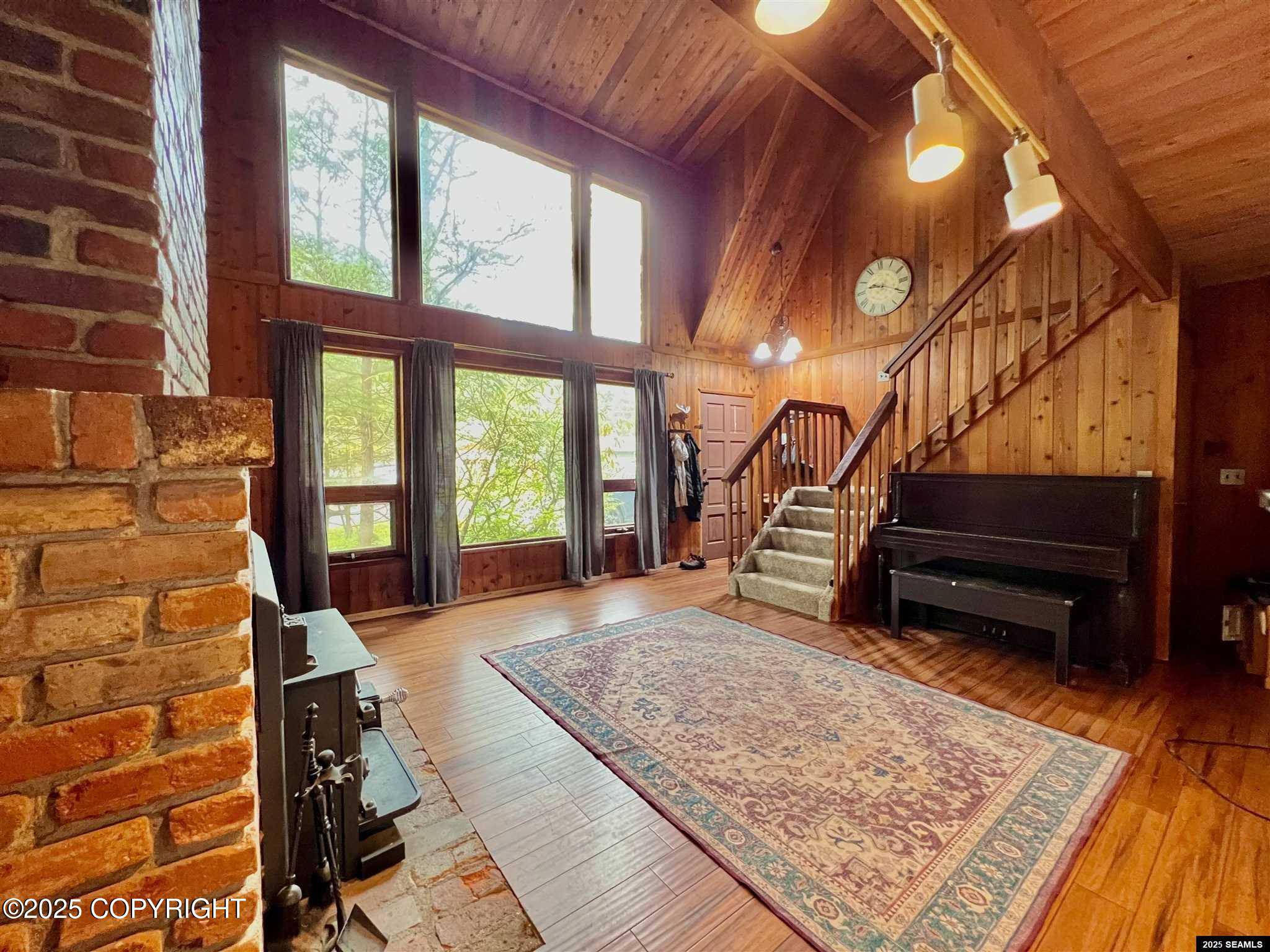 Juneau, AK 99801,6041 Pine ST