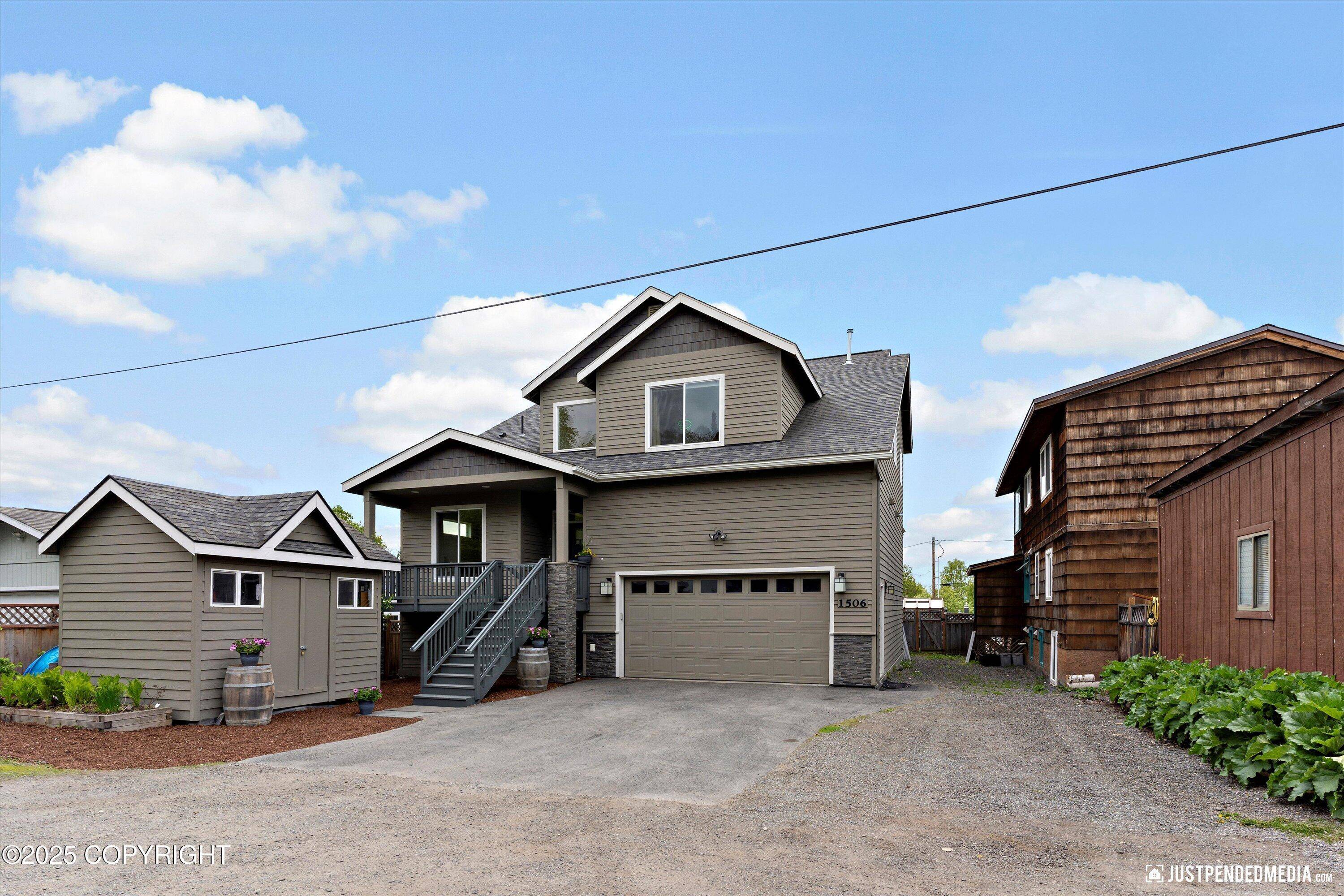 Anchorage, AK 99501,1506 M ST