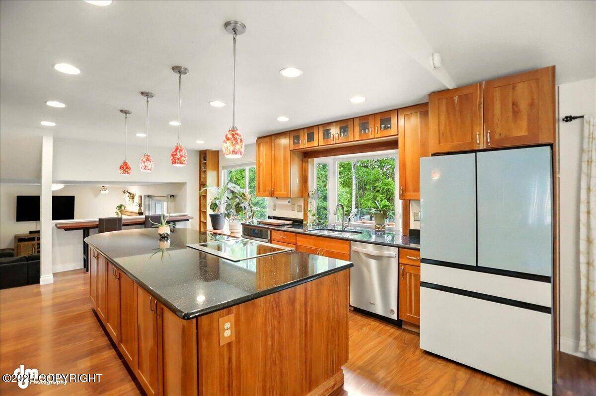Anchorage, AK 99516,12900 Wellsford CIR