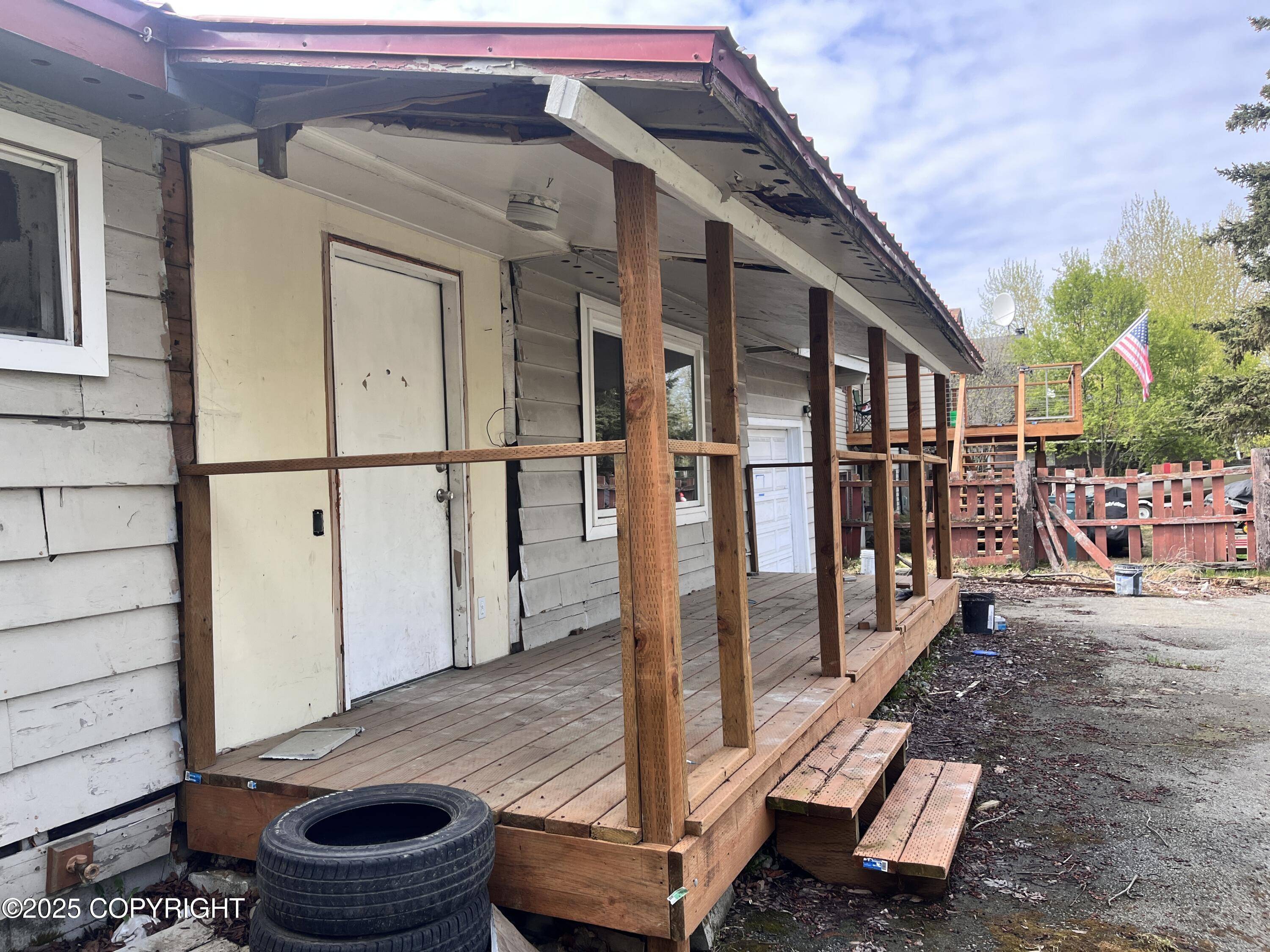Anchorage, AK 99504,7732 E 4th AVE
