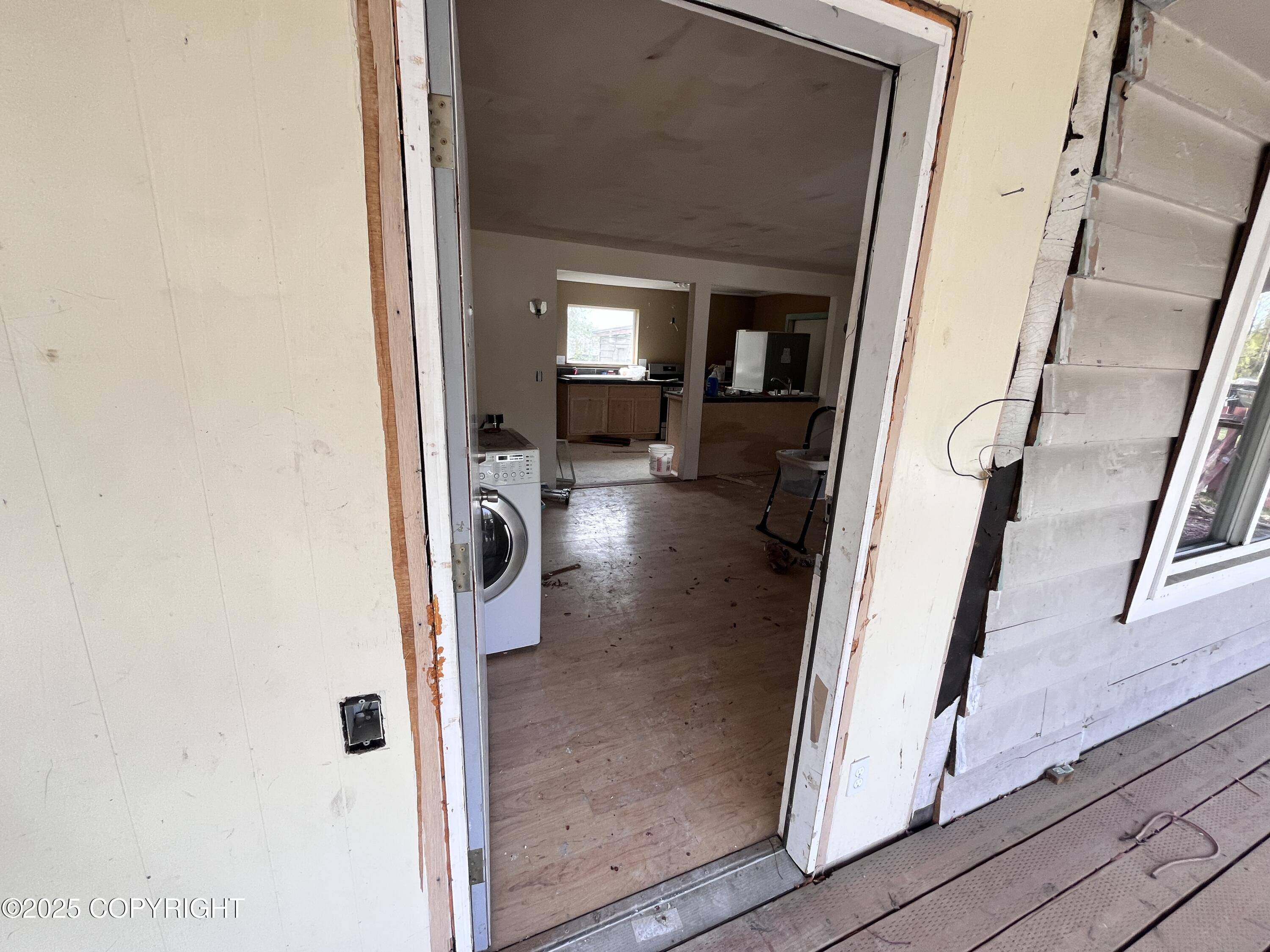 Anchorage, AK 99504,7732 E 4th AVE