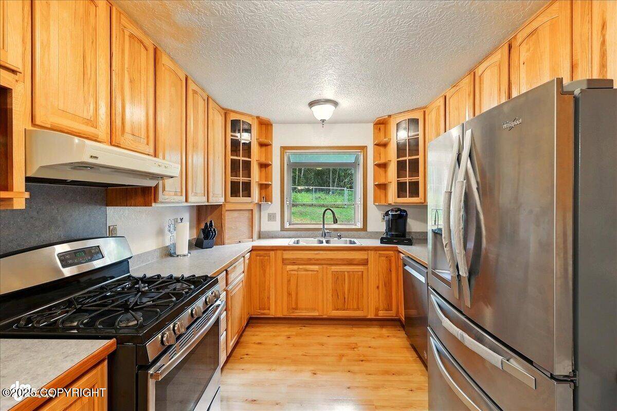 Kenai, AK 99611,44775 Carver DR