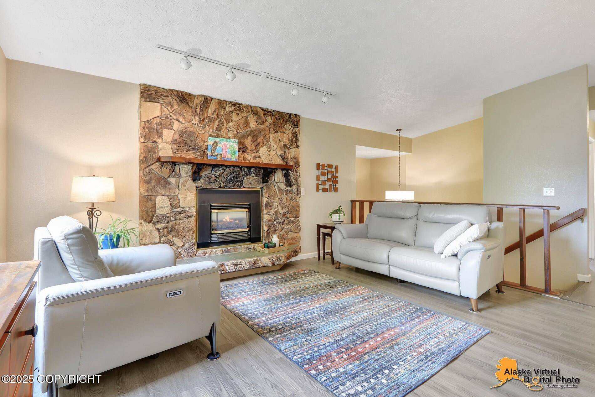 Anchorage, AK 99502,6550 Bridget DR