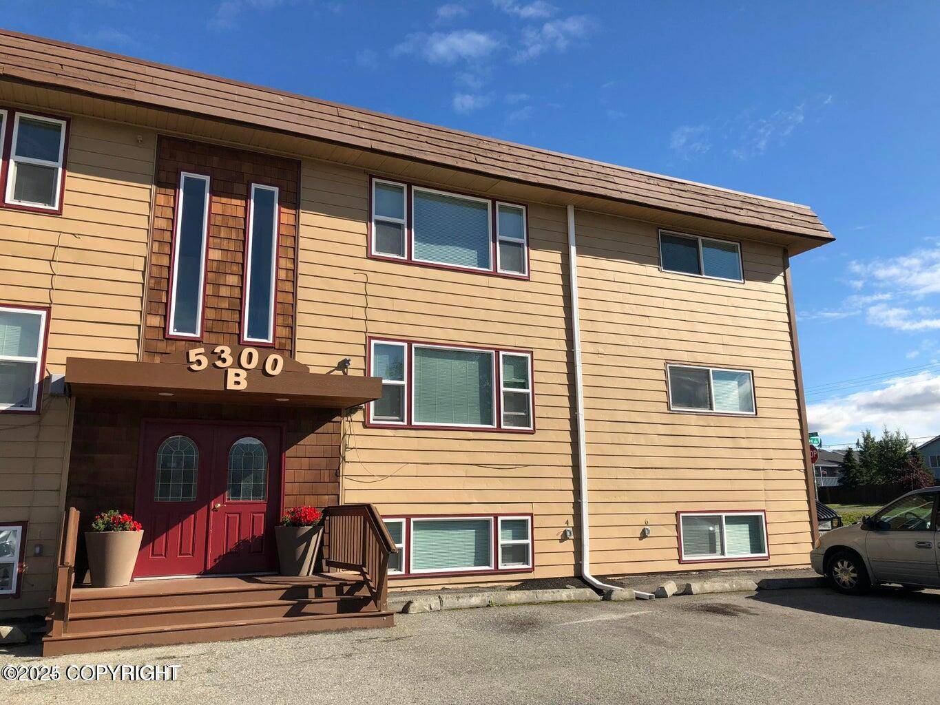 Anchorage, AK 99507,5300 Lake Otis Pkwy #5