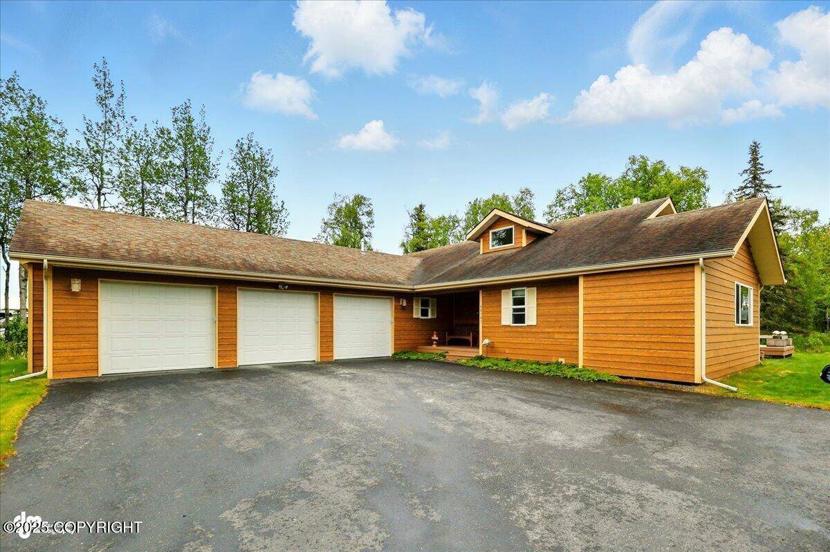 Soldotna, AK 99669,48585 Runners AVE