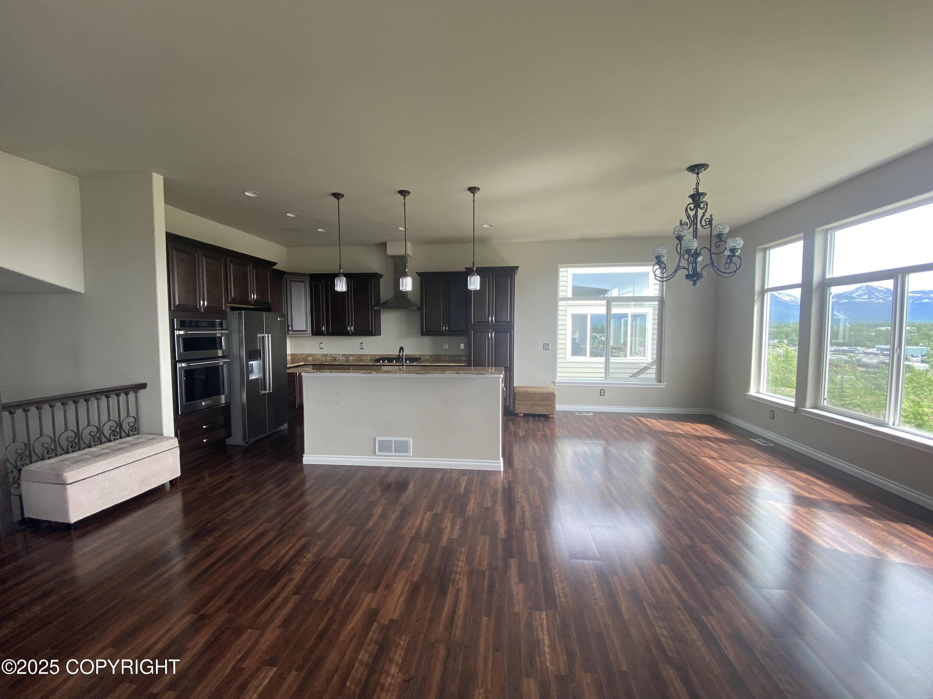 Anchorage, AK 99501,1226 Northpointe Bluff DR