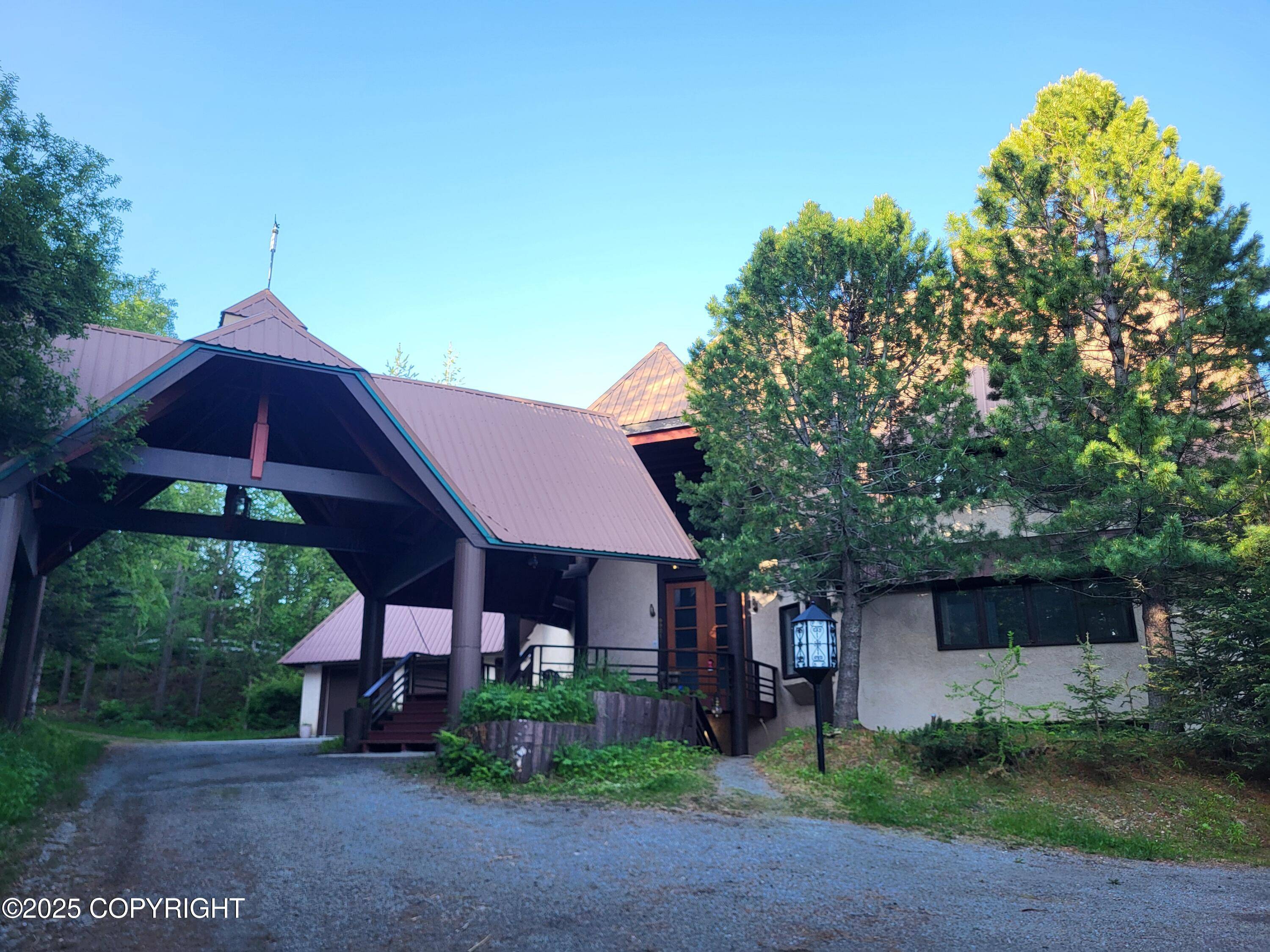 Anchorage, AK 99507,9921 Nearpoint DR