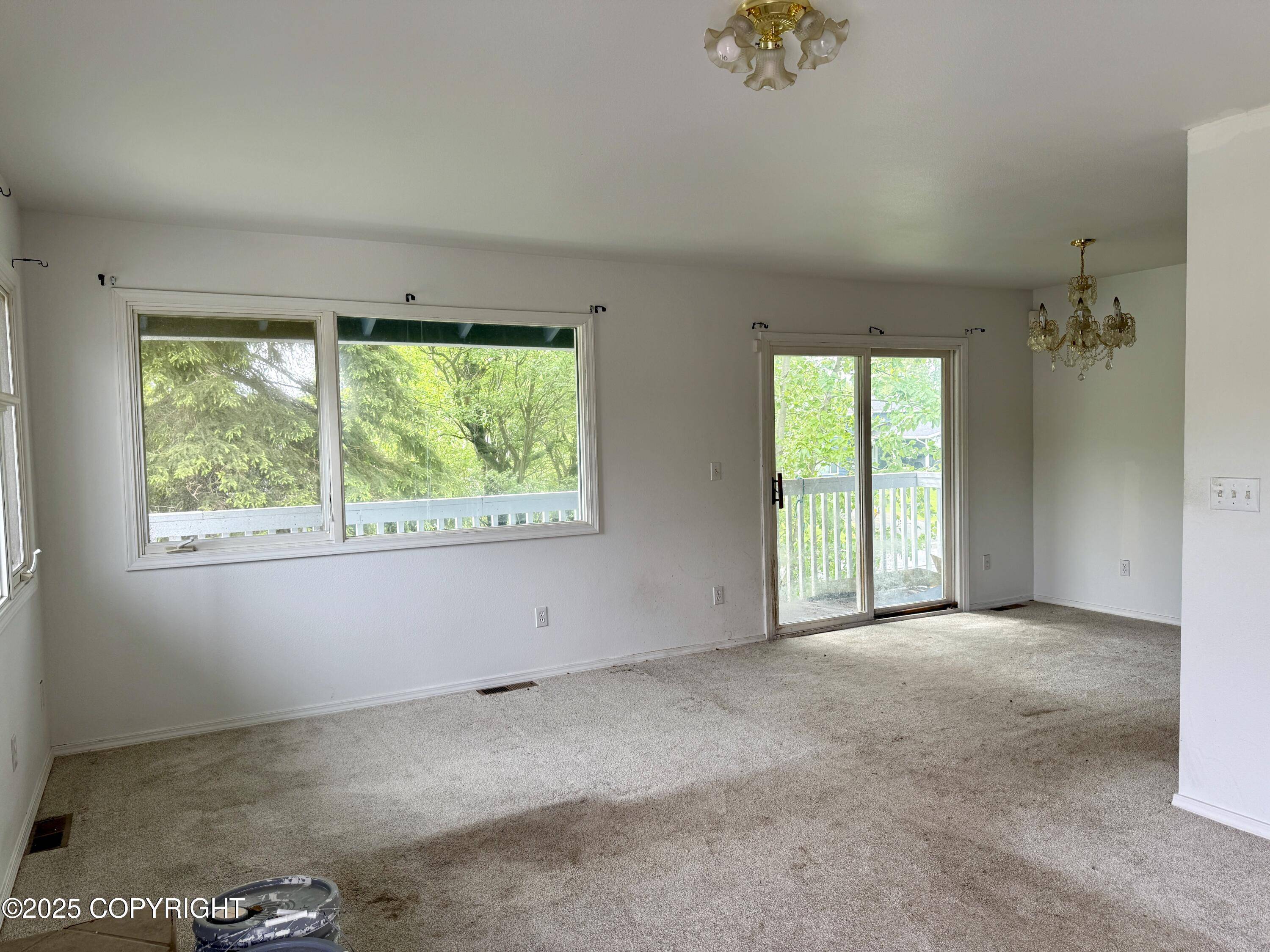 Anchorage, AK 99504,1140 Lalande PL